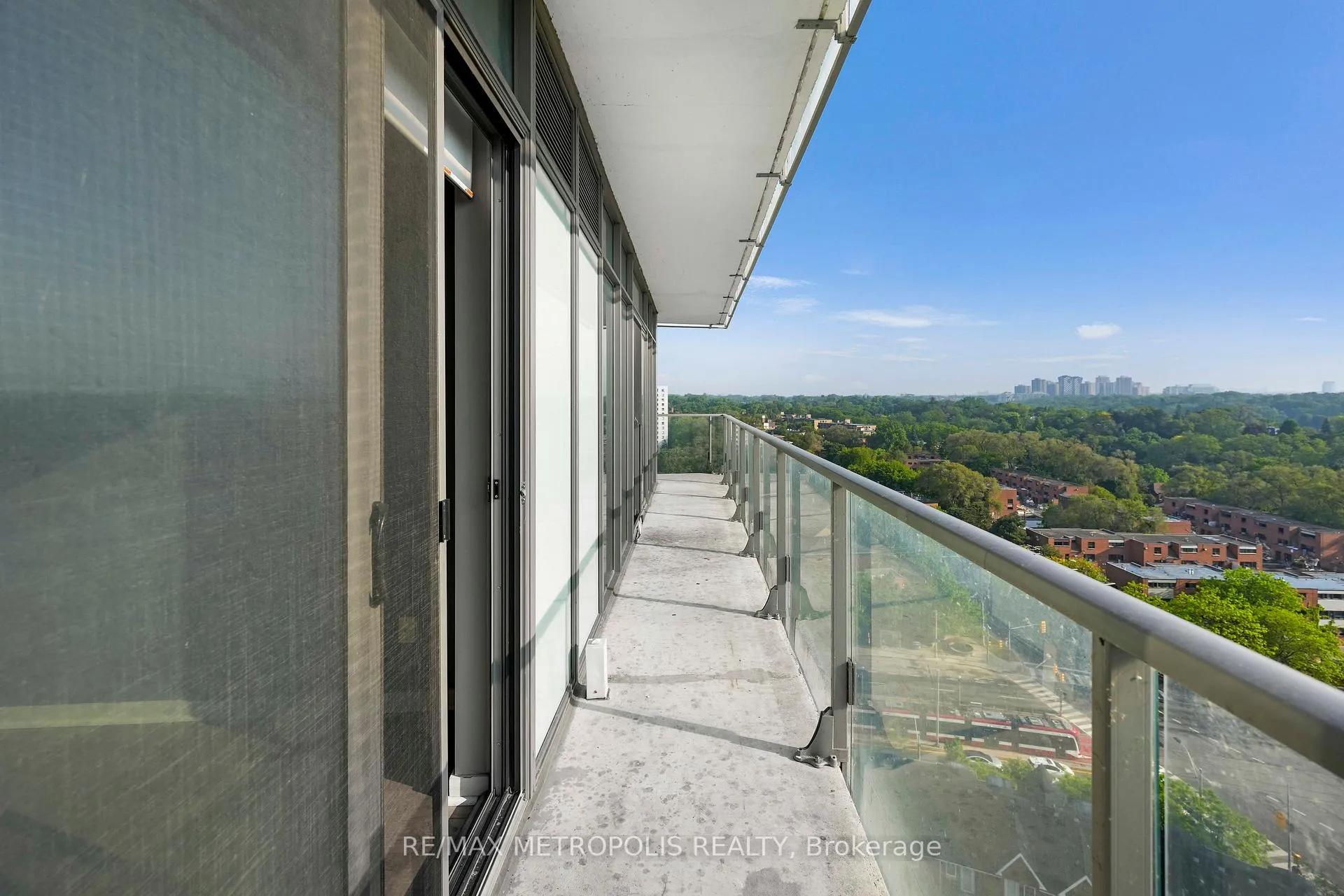 Photo 29 of Unit 1414, 103 The Queensway Avenue, Toronto, High Park-Swansea — HOMEH