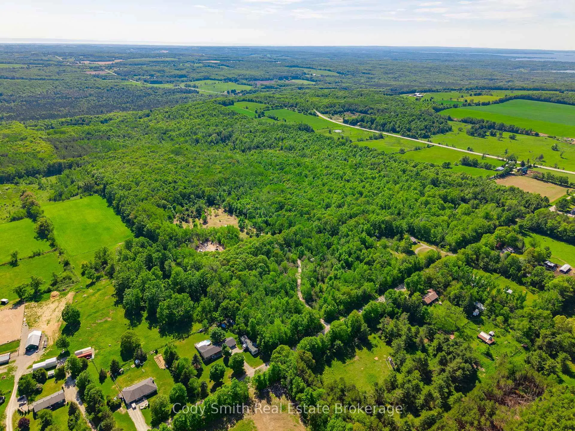 Photo 5 of 6308 9 North Line, Oro-Medonte, Rural Oro-Medonte — HOMEH