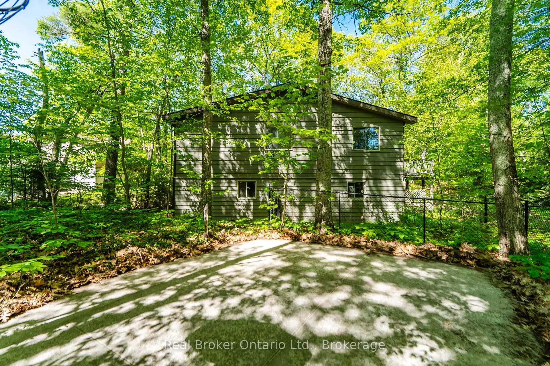 Photo 33 of 208 Desroches Trail, Tiny, Rural Tiny — HOMEH