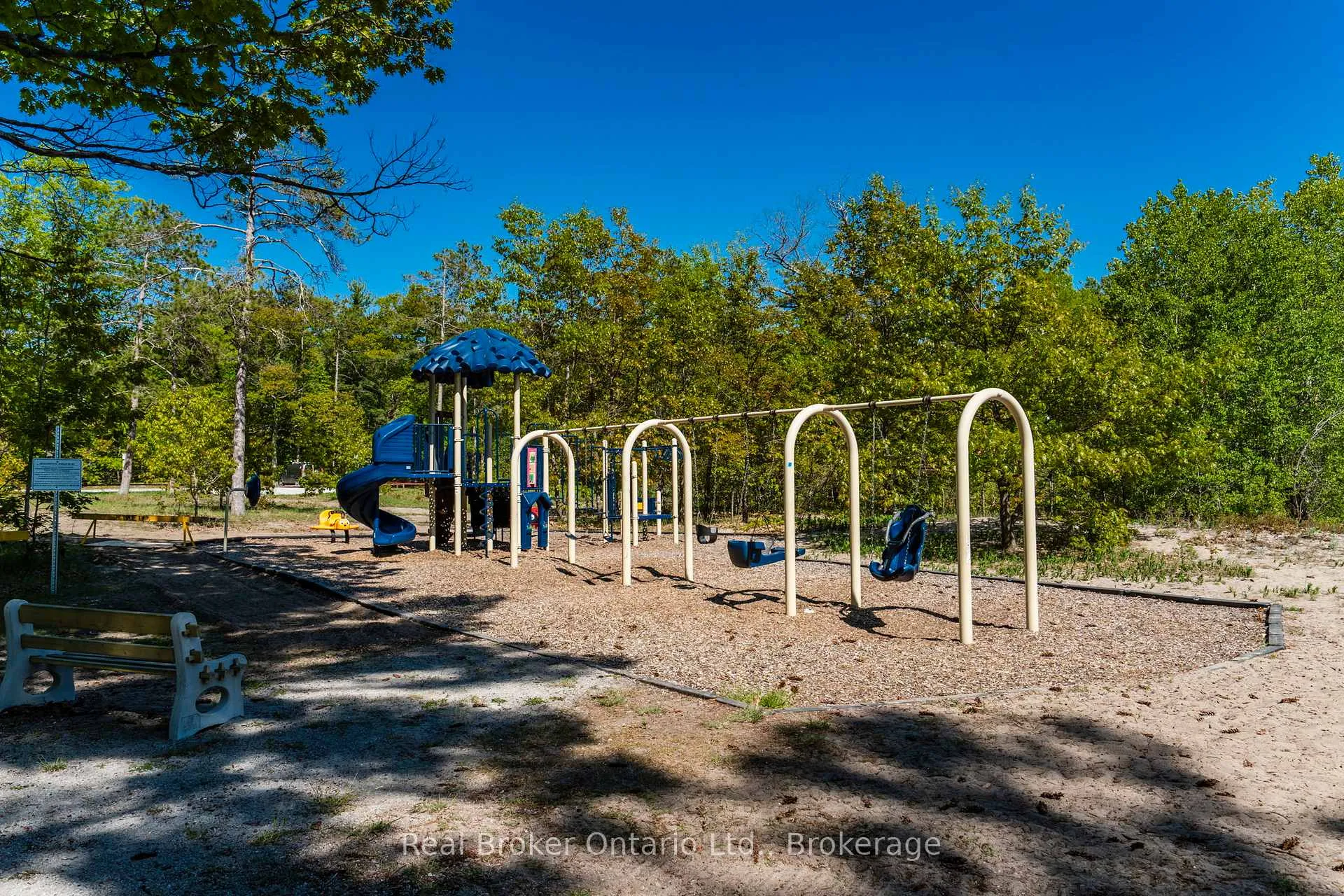 Photo 37 of 208 Desroches Trail, Tiny, Rural Tiny — HOMEH