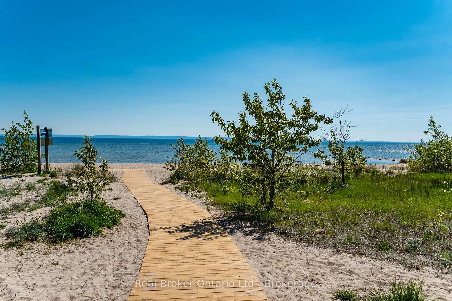 Photo 39 of 208 Desroches Trail, Tiny, Rural Tiny — HOMEH