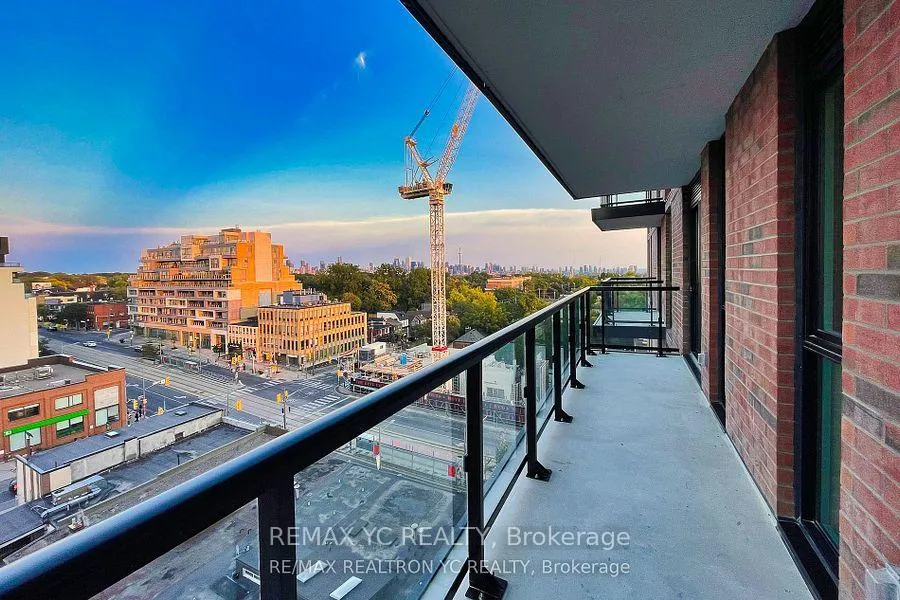 Photo 18 of Unit 805, 185 Alberta Avenue, Toronto, Oakwood Village — HOMEH