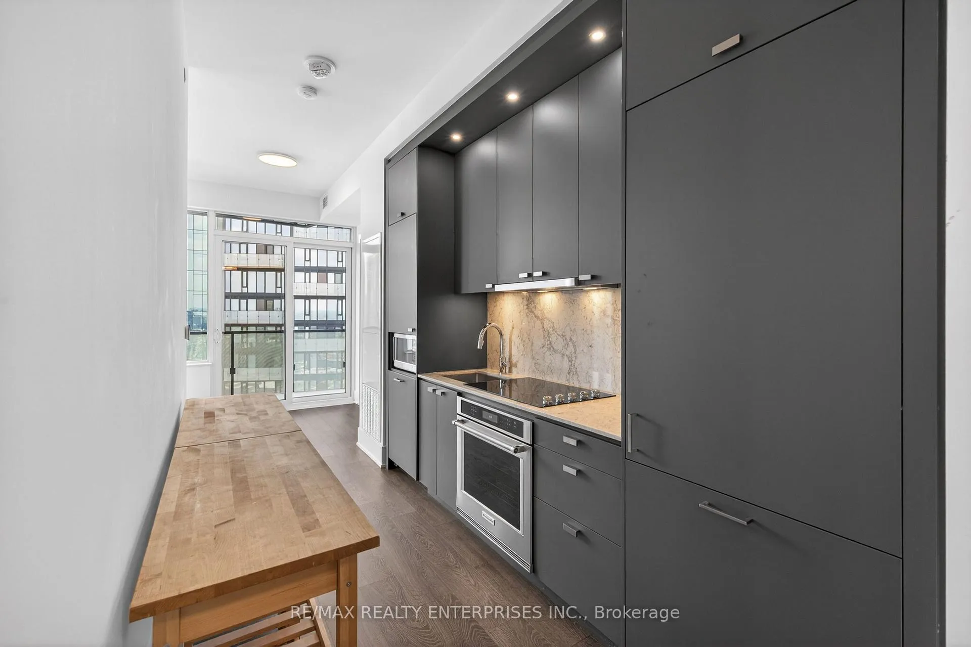 Photo 3 of Unit 2306, 470 Front Street W, Toronto, Waterfront Communities — HOMEH