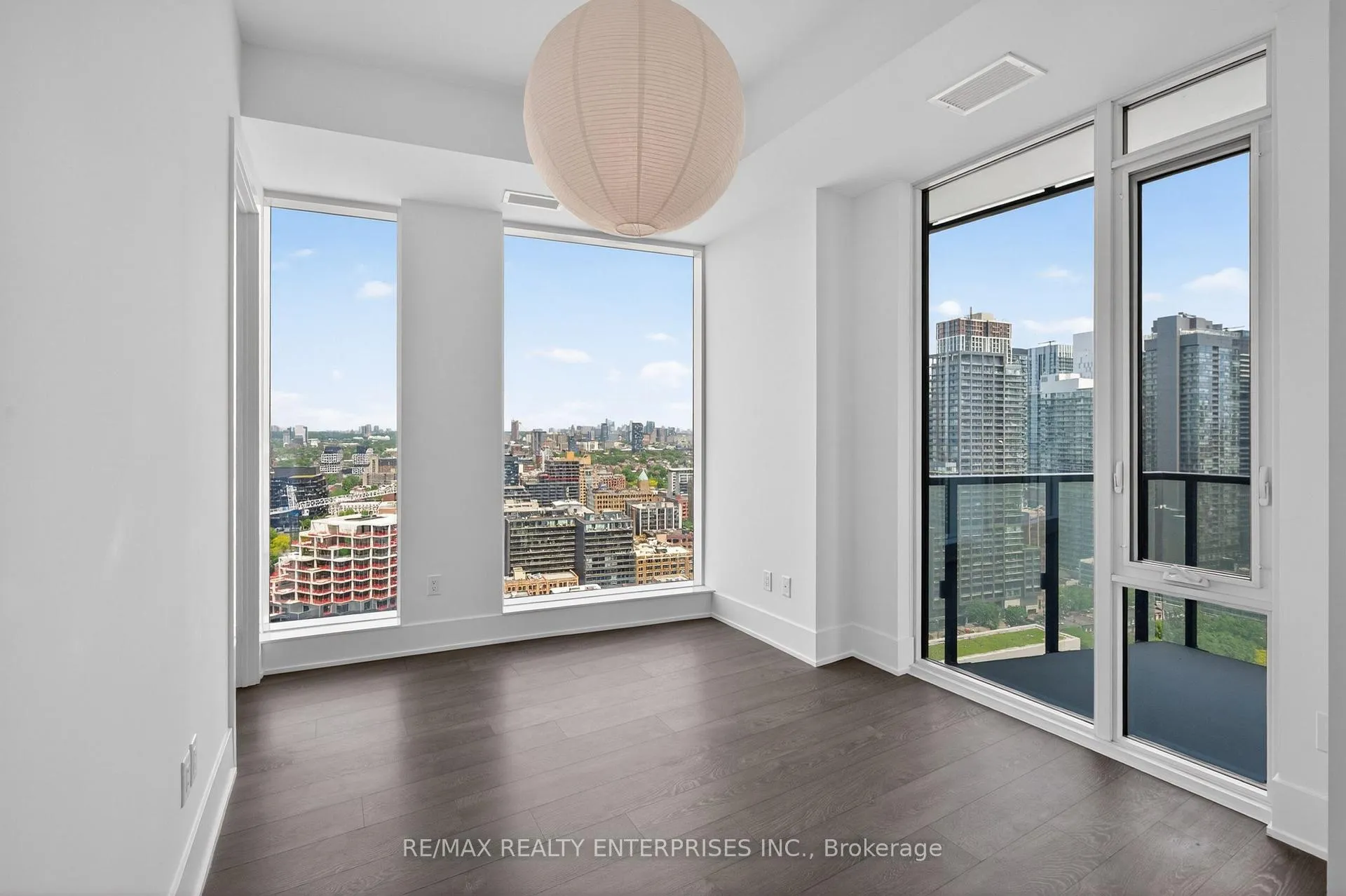 Photo 10 of Unit 2306, 470 Front Street W, Toronto, Waterfront Communities — HOMEH