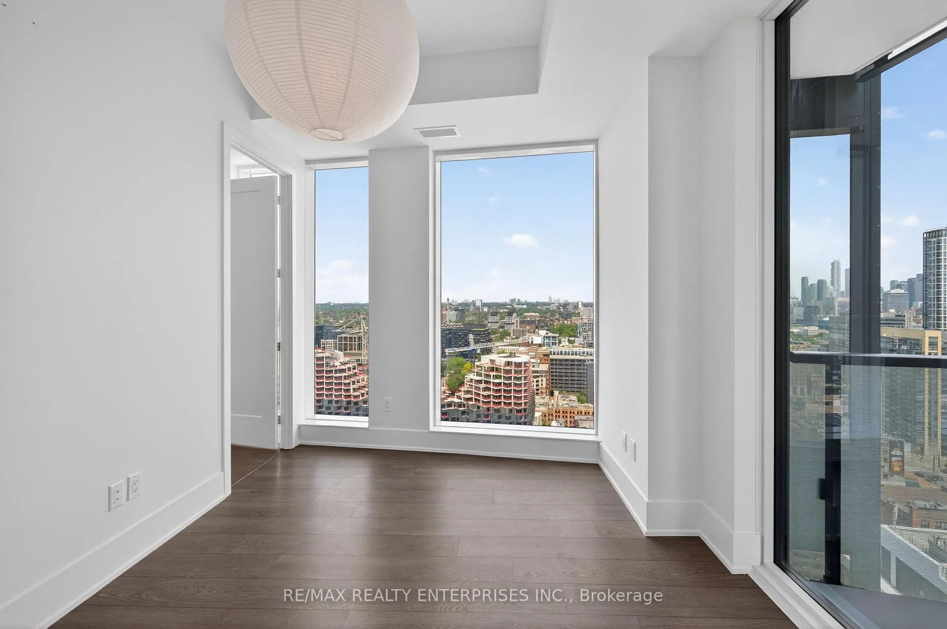 Photo 11 of Unit 2306, 470 Front Street W, Toronto, Waterfront Communities — HOMEH