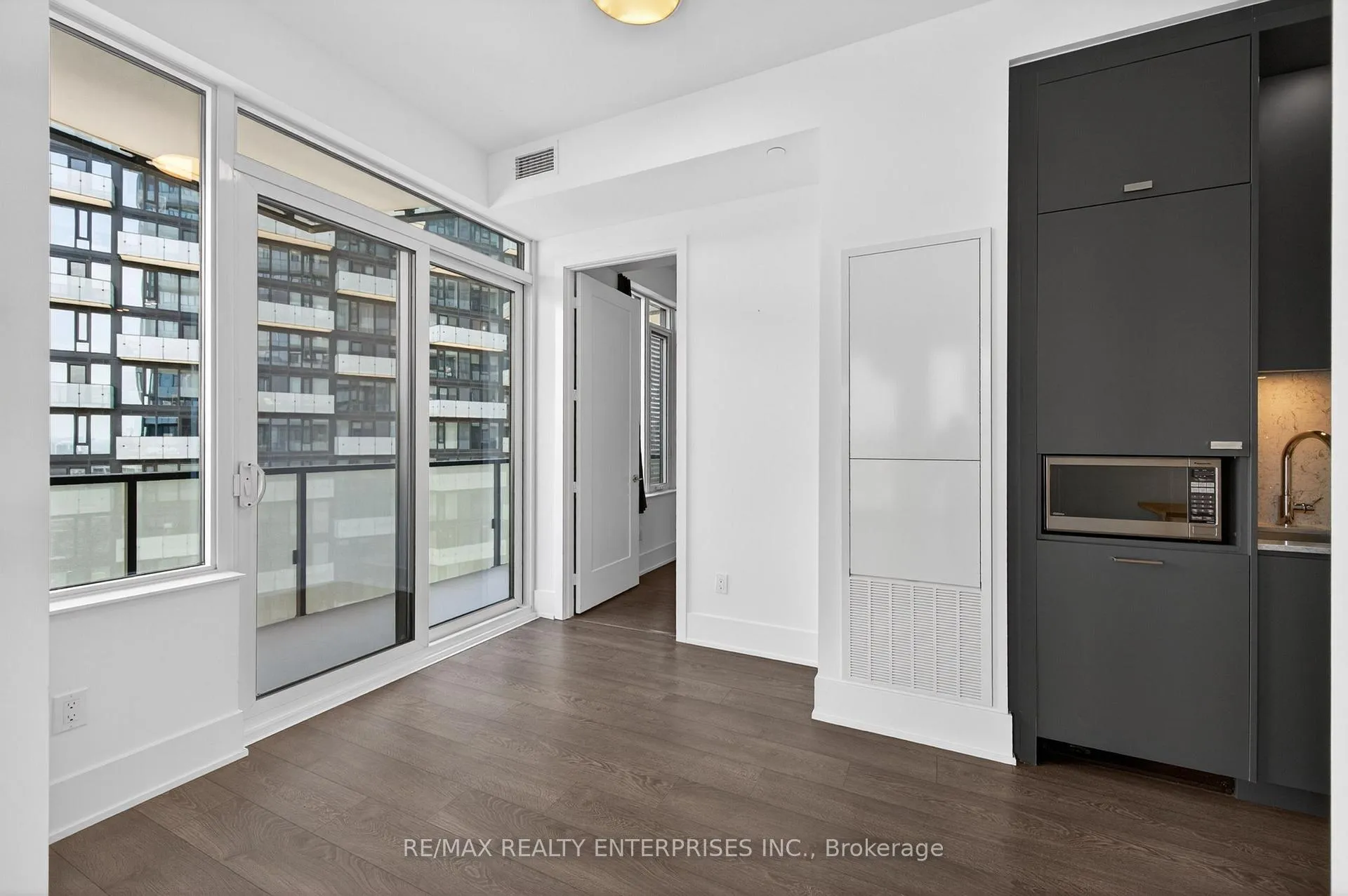 Photo 22 of Unit 2306, 470 Front Street W, Toronto, Waterfront Communities — HOMEH
