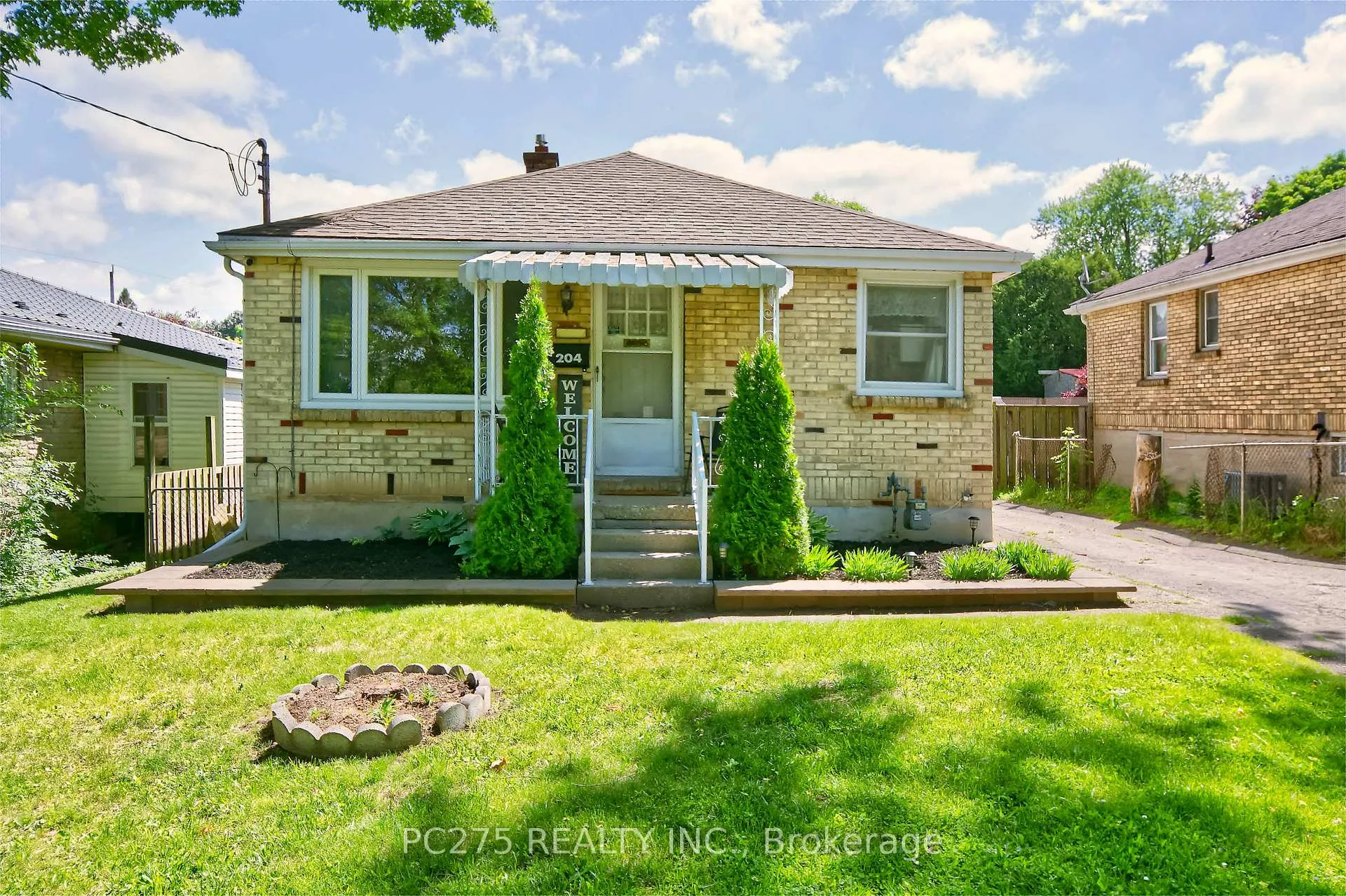 Photo 1 of 204 Taylor Street, London, East C — HOMEH