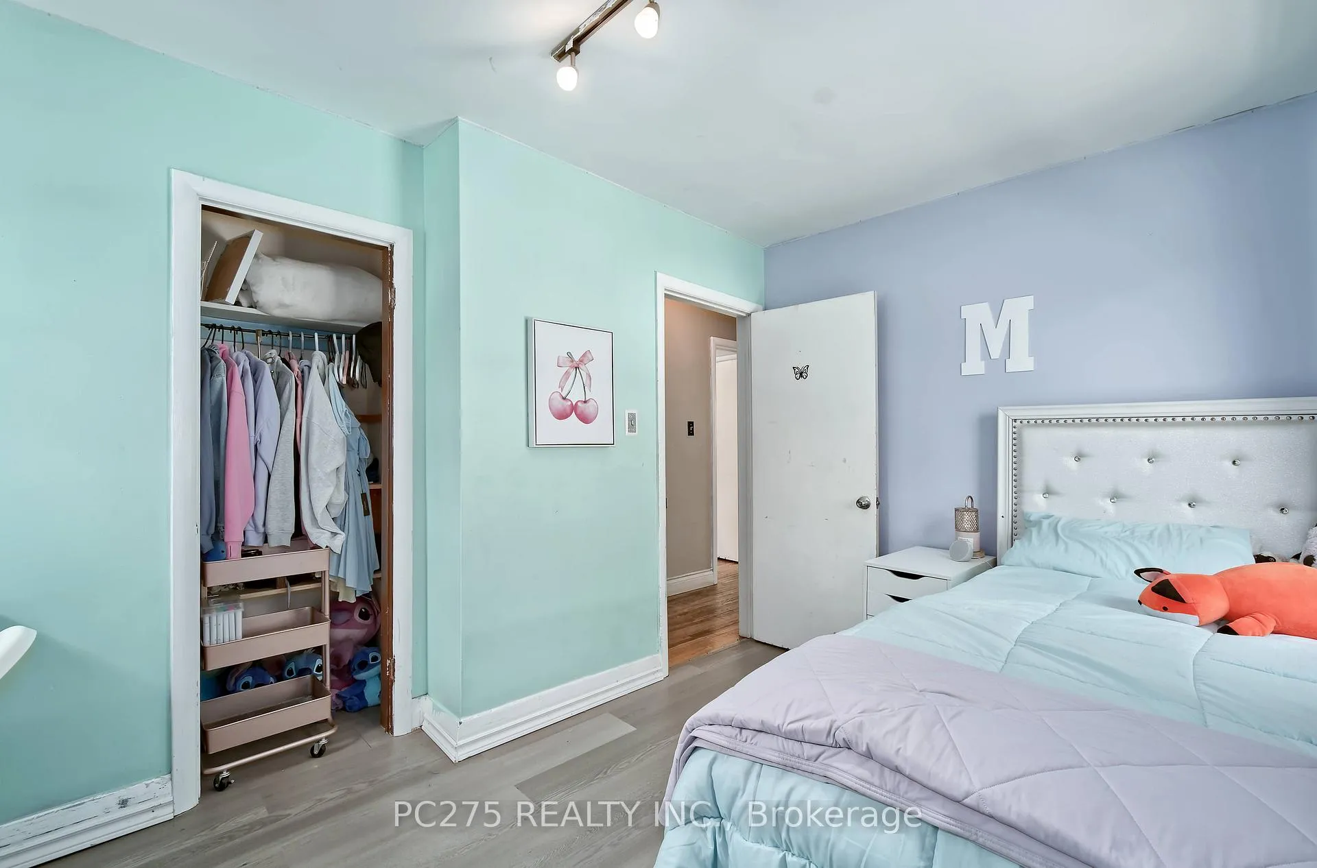 Photo 14 of 204 Taylor Street, London, East C — HOMEH