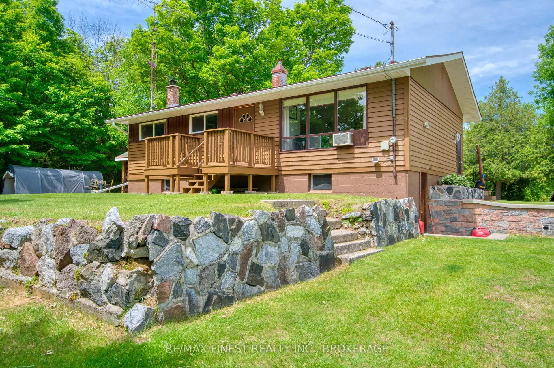 Photo 2 of 1015A Legion Road, Frontenac, Frontenac Centre — HOMEH