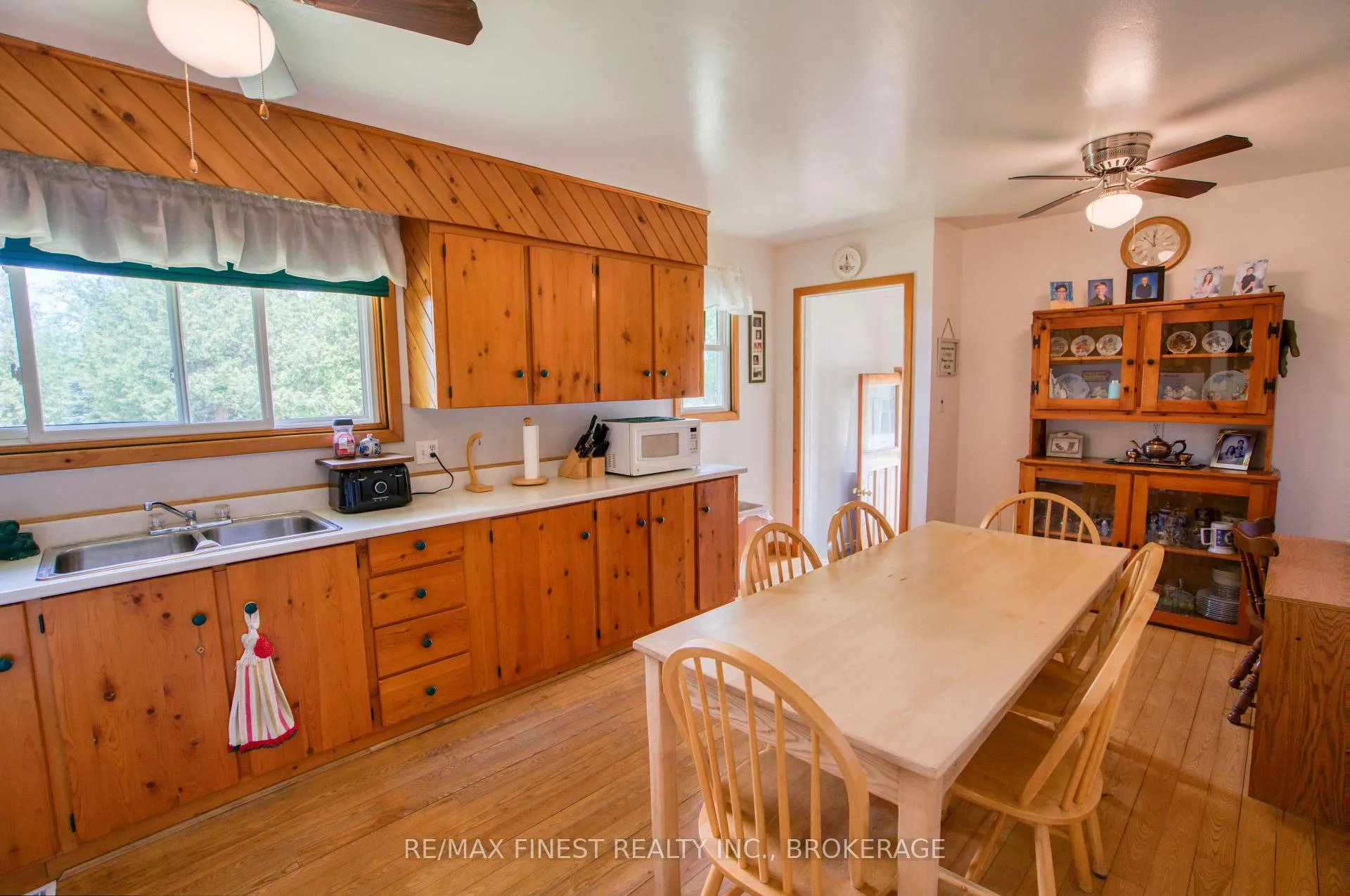Photo 12 of 1015A Legion Road, Frontenac, Frontenac Centre — HOMEH