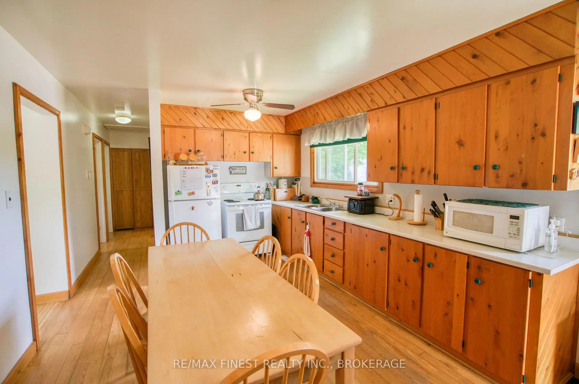 Photo 15 of 1015A Legion Road, Frontenac, Frontenac Centre — HOMEH
