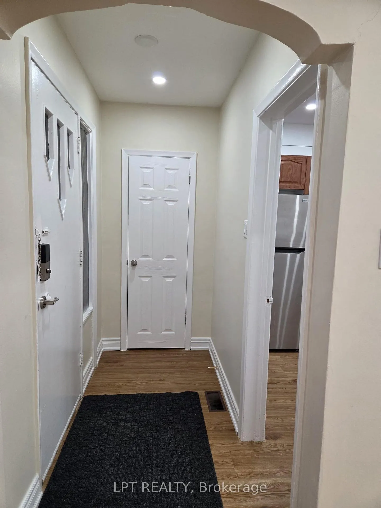 Photo 4 of Unit Upper Only, 478 Brimley Road, Scarborough, Kennedy Park — HOMEH