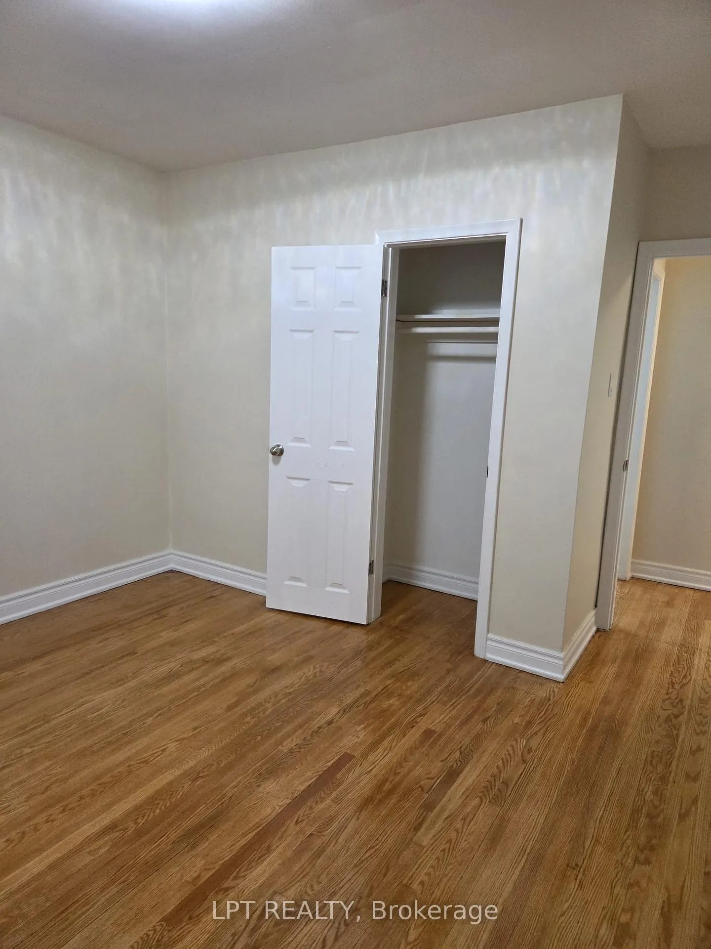 Photo 12 of Unit Upper Only, 478 Brimley Road, Scarborough, Kennedy Park — HOMEH