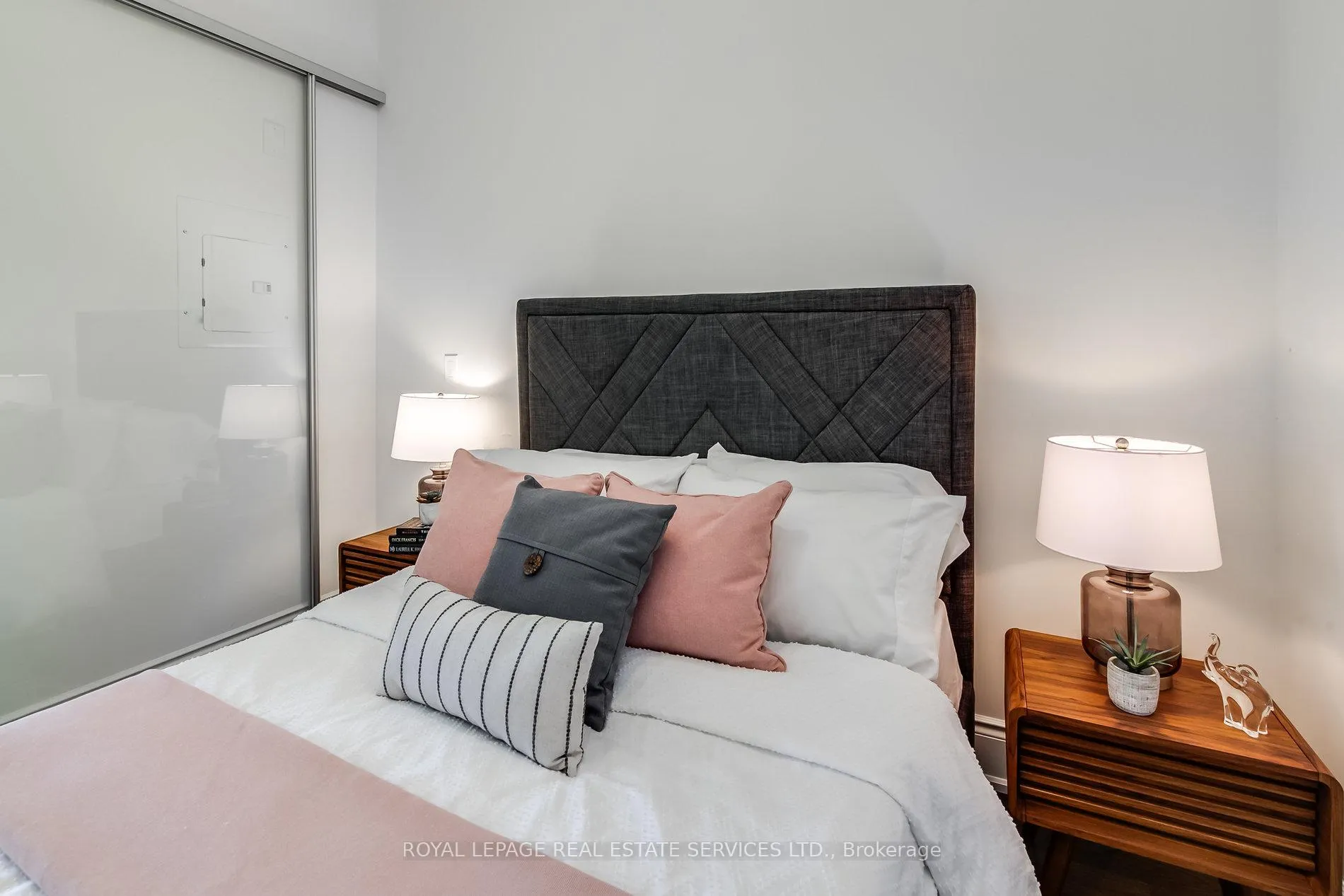 Photo 20 of Unit 1016, 23 Glebe Road W, Toronto, Yonge-Eglinton — HOMEH