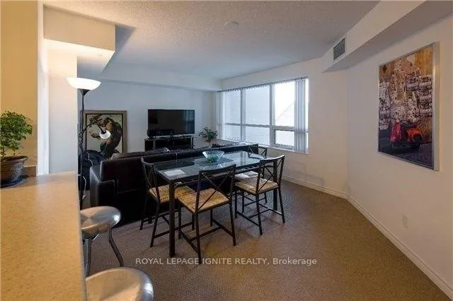 Photo 6 of Unit 407, 35 Saranac Boulevard, Toronto, Englemount-Lawrence — HOMEH