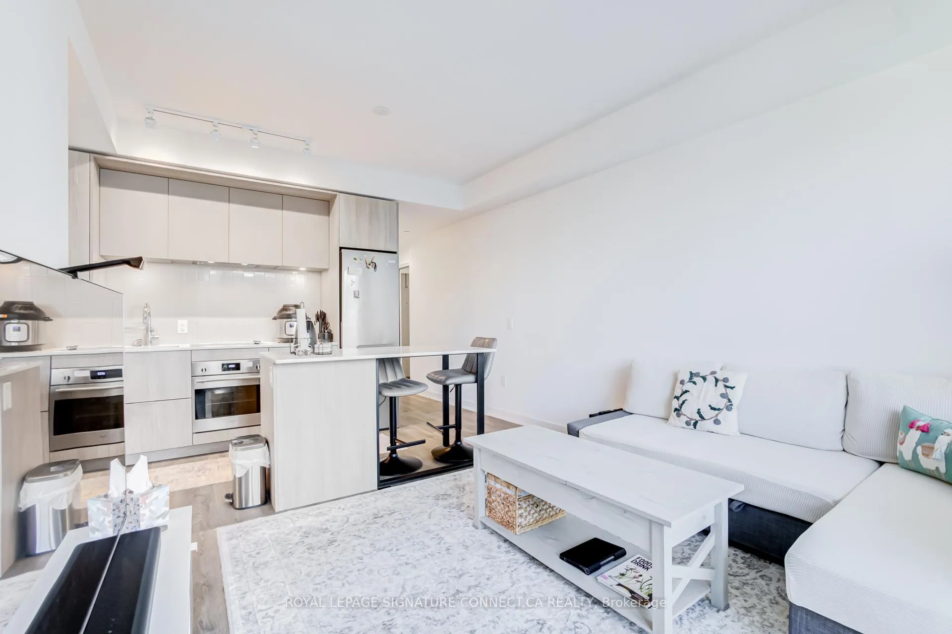 Photo 8 of Unit 1307, 130 River Street, Toronto, Regent Park — HOMEH