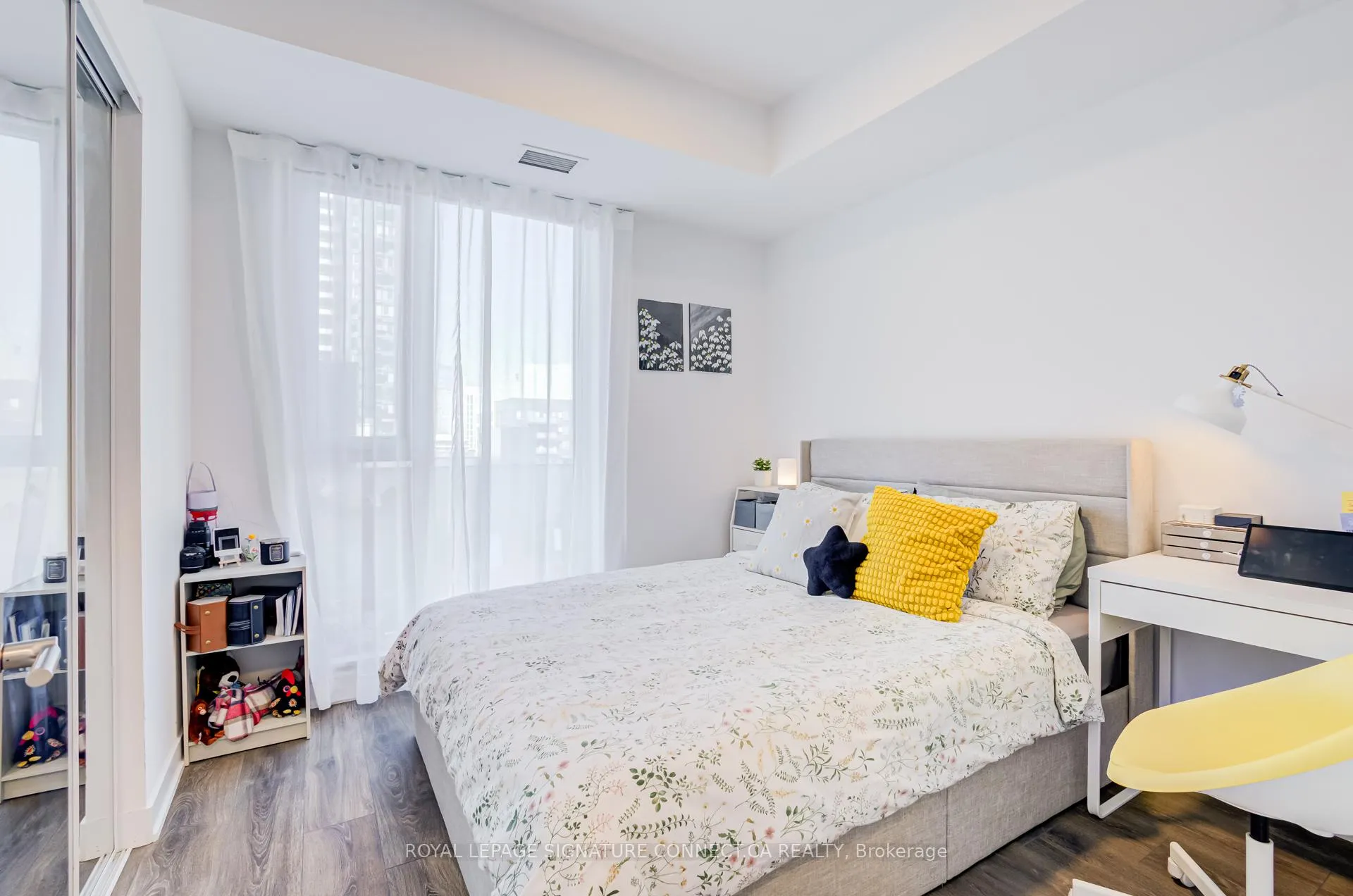 Photo 11 of Unit 1307, 130 River Street, Toronto, Regent Park — HOMEH