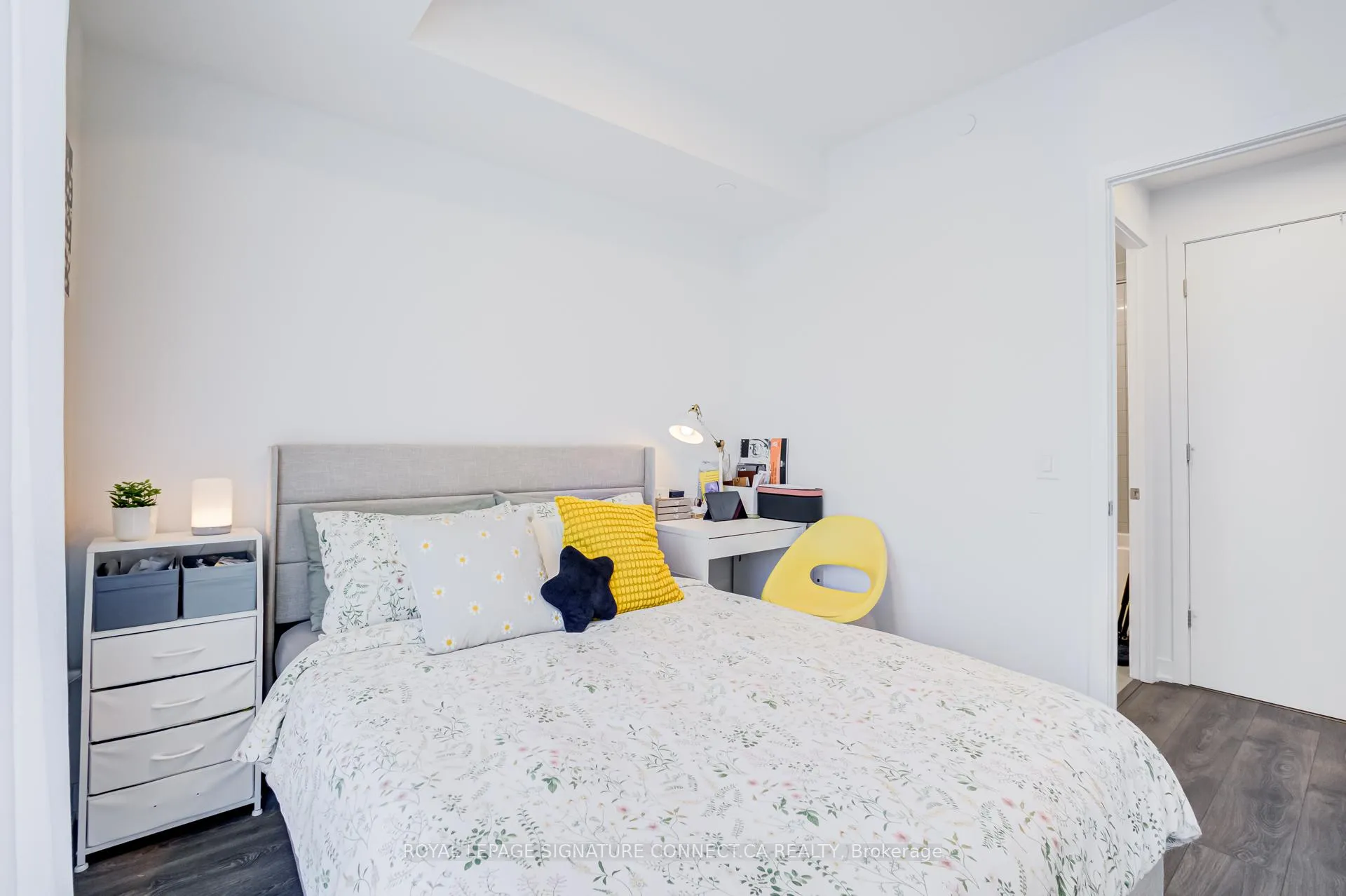 Photo 13 of Unit 1307, 130 River Street, Toronto, Regent Park — HOMEH