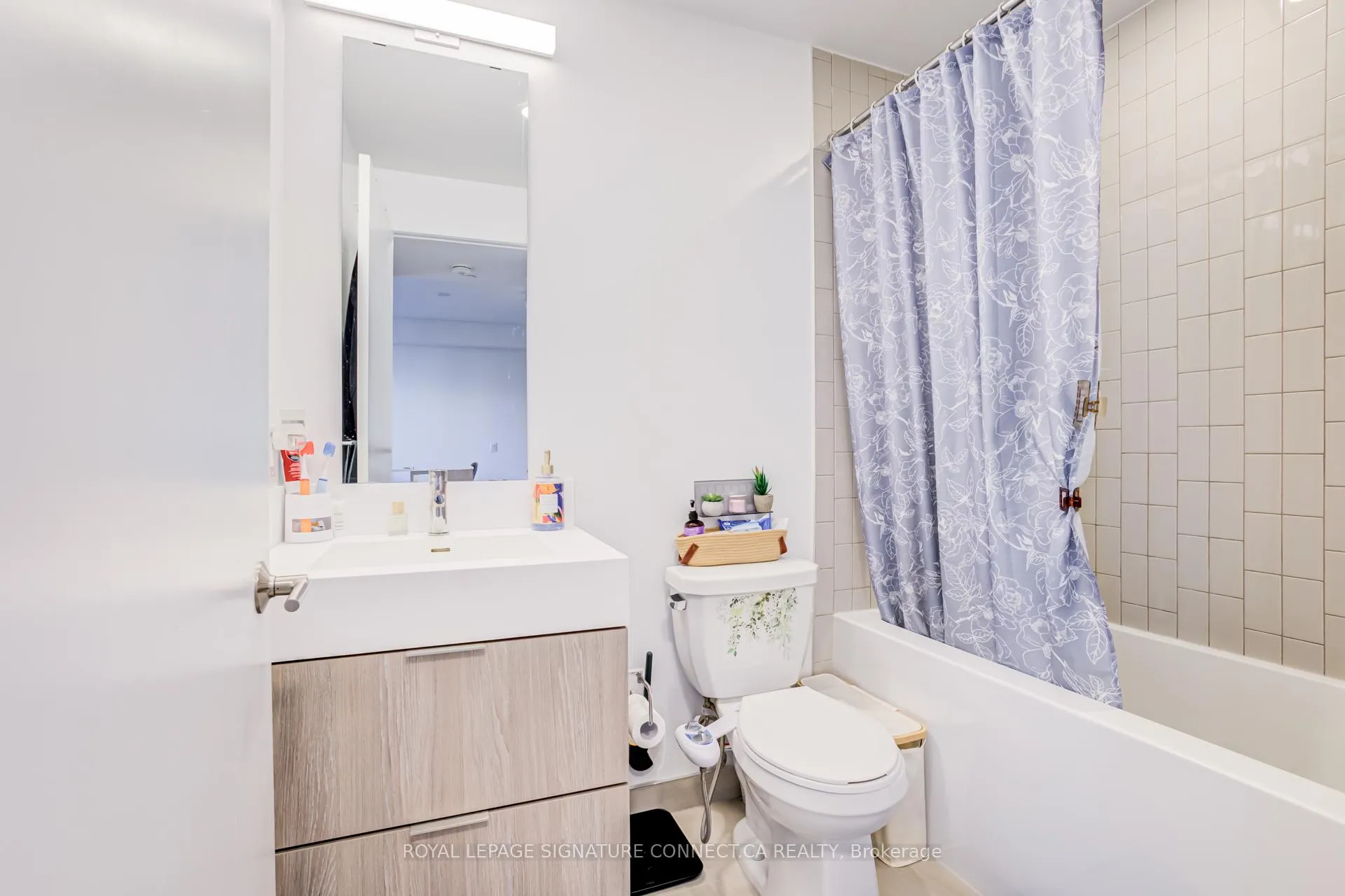 Photo 14 of Unit 1307, 130 River Street, Toronto, Regent Park — HOMEH