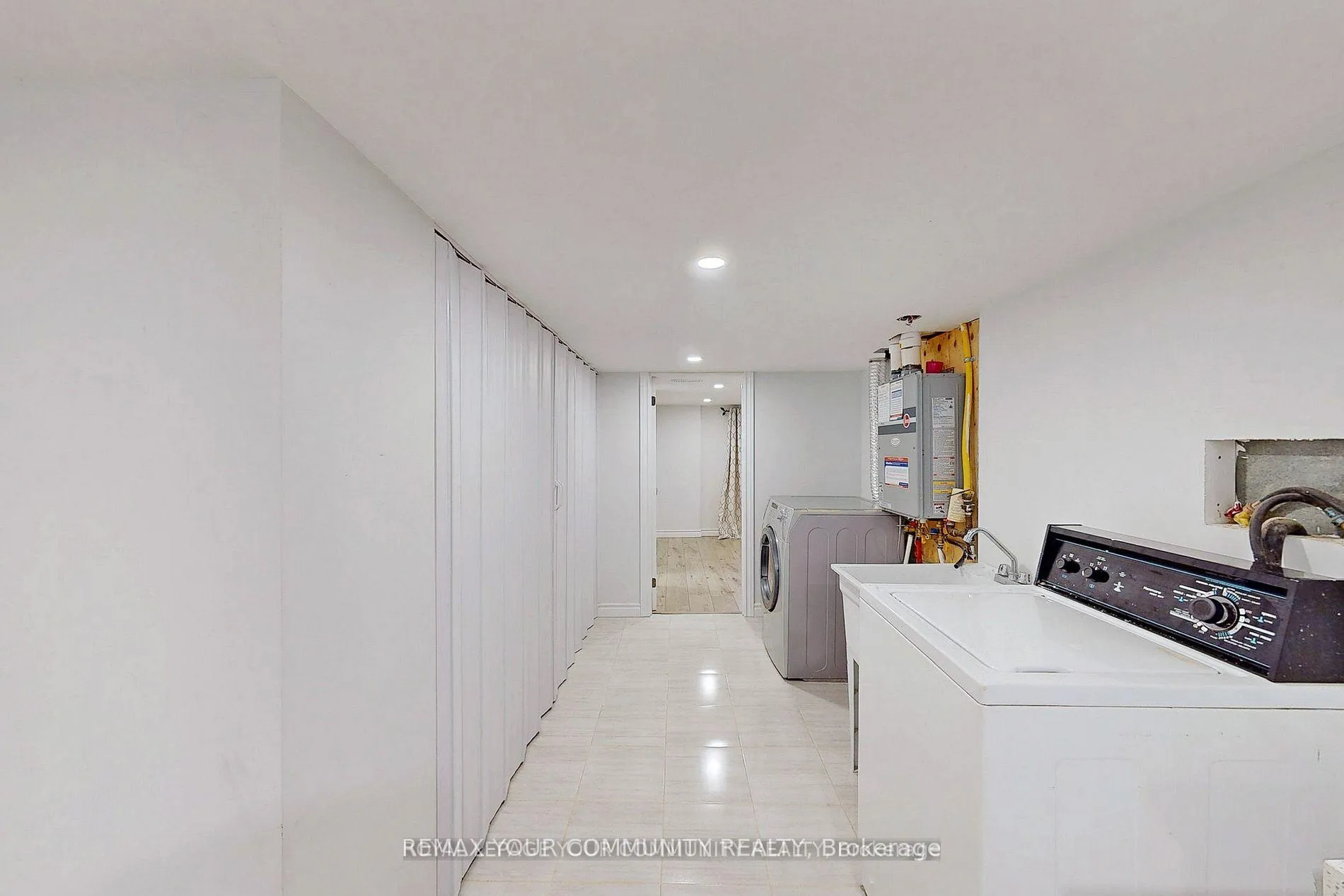 Photo 10 of 107 Temperance Street, Aurora, Aurora Village — HOMEH