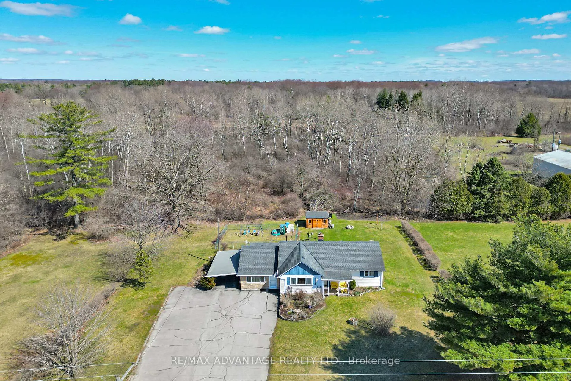 Photo 3 of 2678 Dorchester Road, Thames Centre, Rural Thames Centre — HOMEH