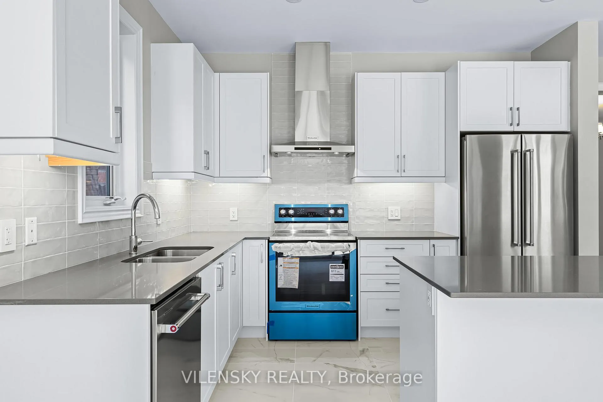Photo 13 of 39 Periwinkle Road, Springwater, Midhurst — HOMEH