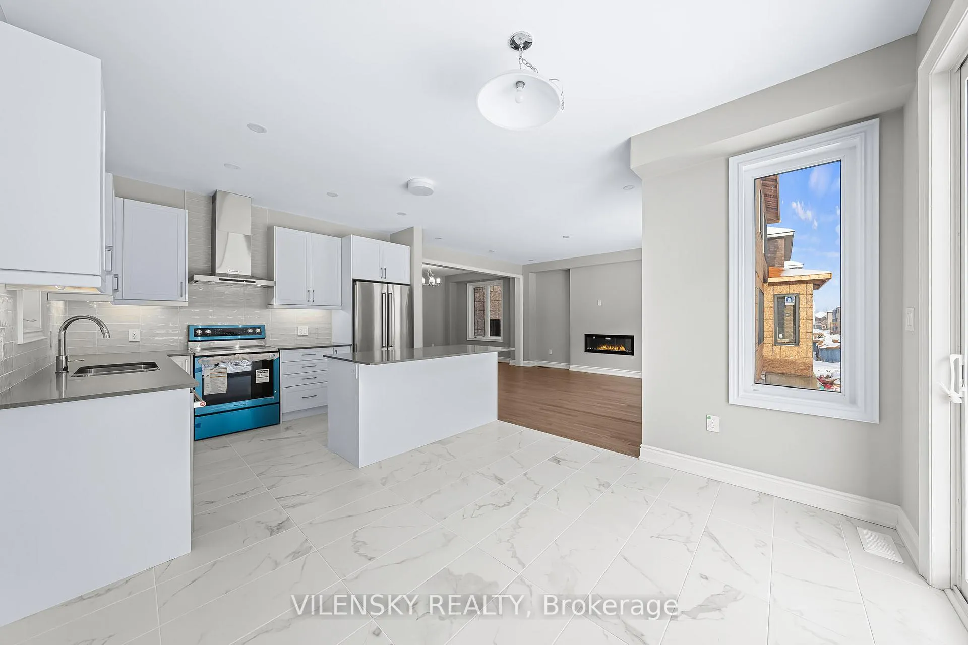 Photo 15 of 39 Periwinkle Road, Springwater, Midhurst — HOMEH