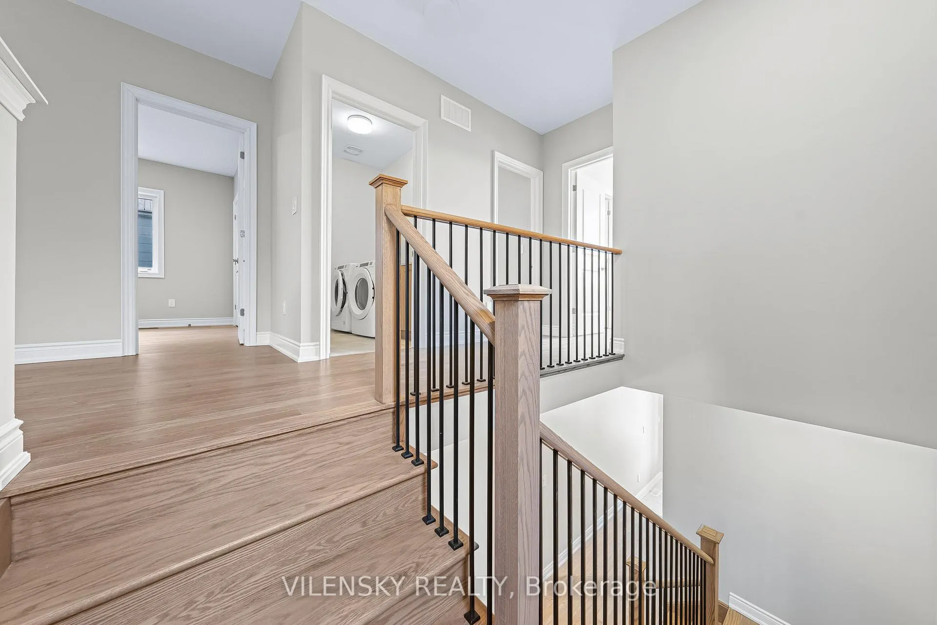 Photo 17 of 39 Periwinkle Road, Springwater, Midhurst — HOMEH