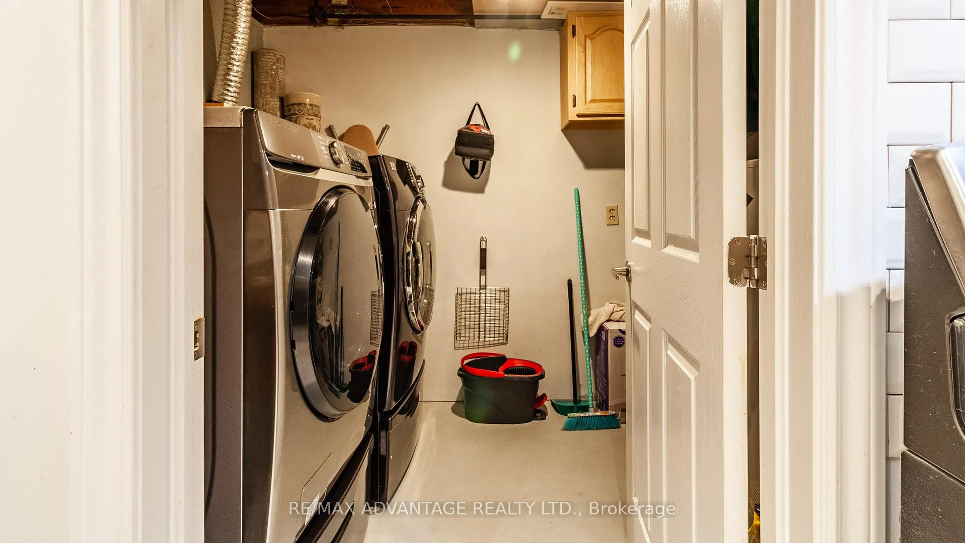 Photo 31 of 190 Fairview Avenue, St. Thomas — HOMEH