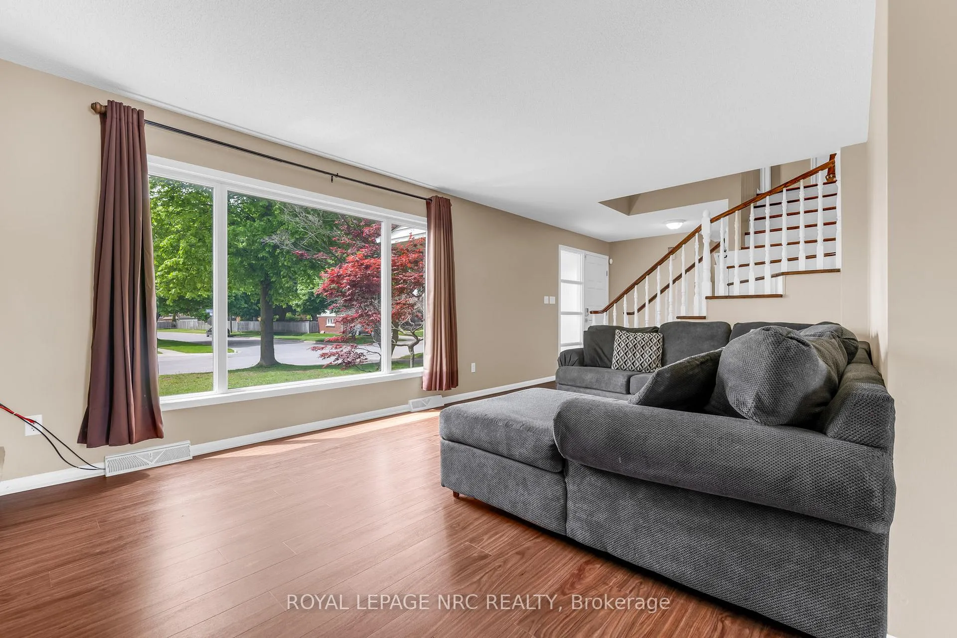 Photo 10 of 186 Willson Road, Welland, Prince Charles — HOMEH