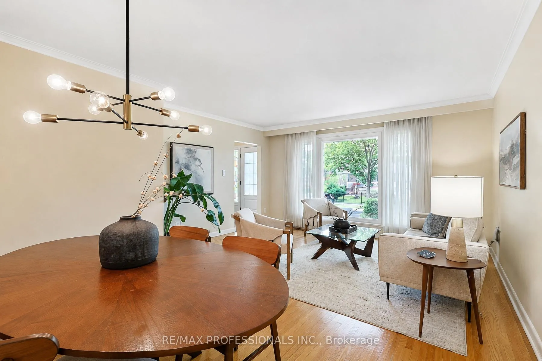 Photo 9 of 3 Embers Drive, Etobicoke, Eringate-Centennial-West Deane — HOMEH