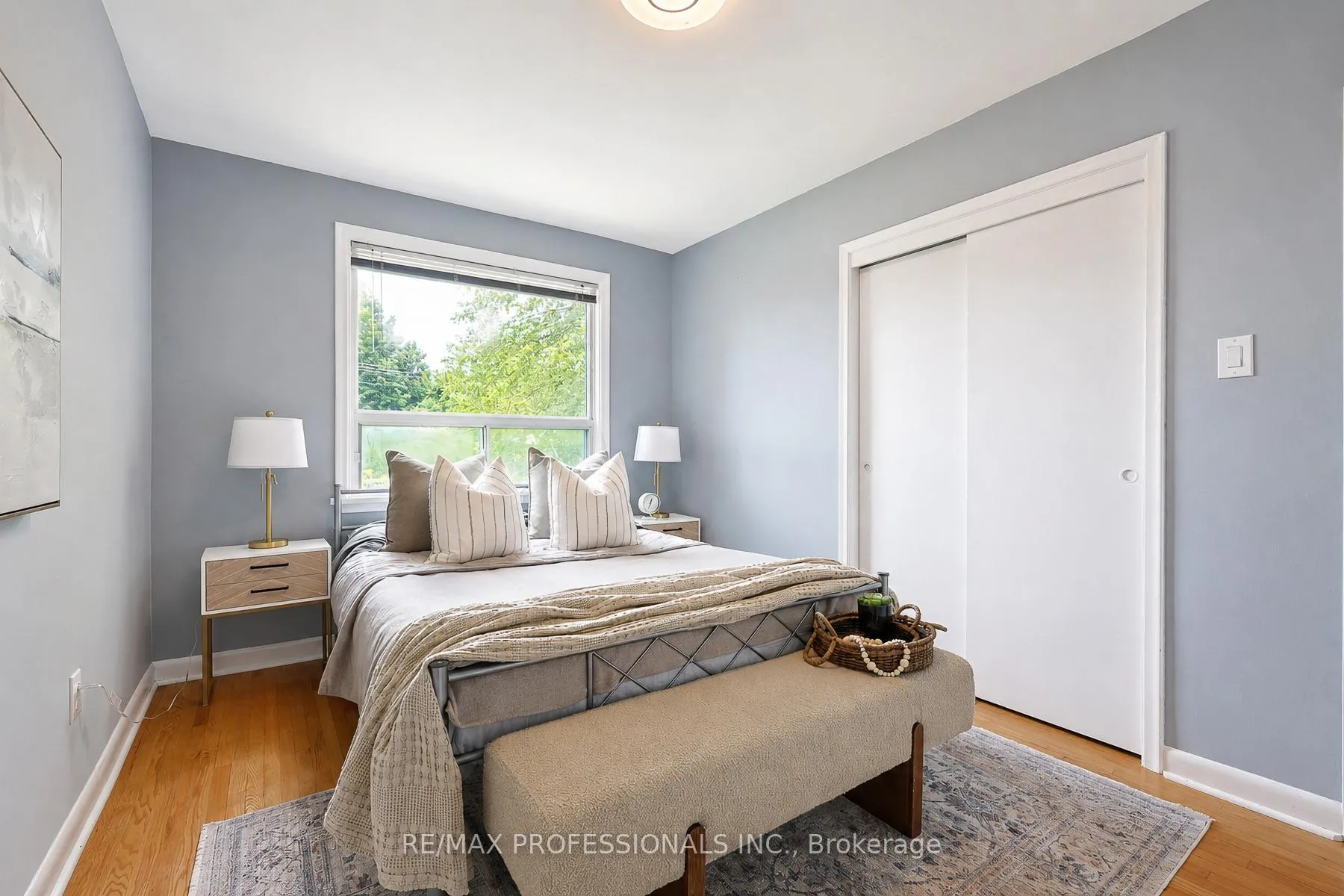 Photo 23 of 3 Embers Drive, Etobicoke, Eringate-Centennial-West Deane — HOMEH