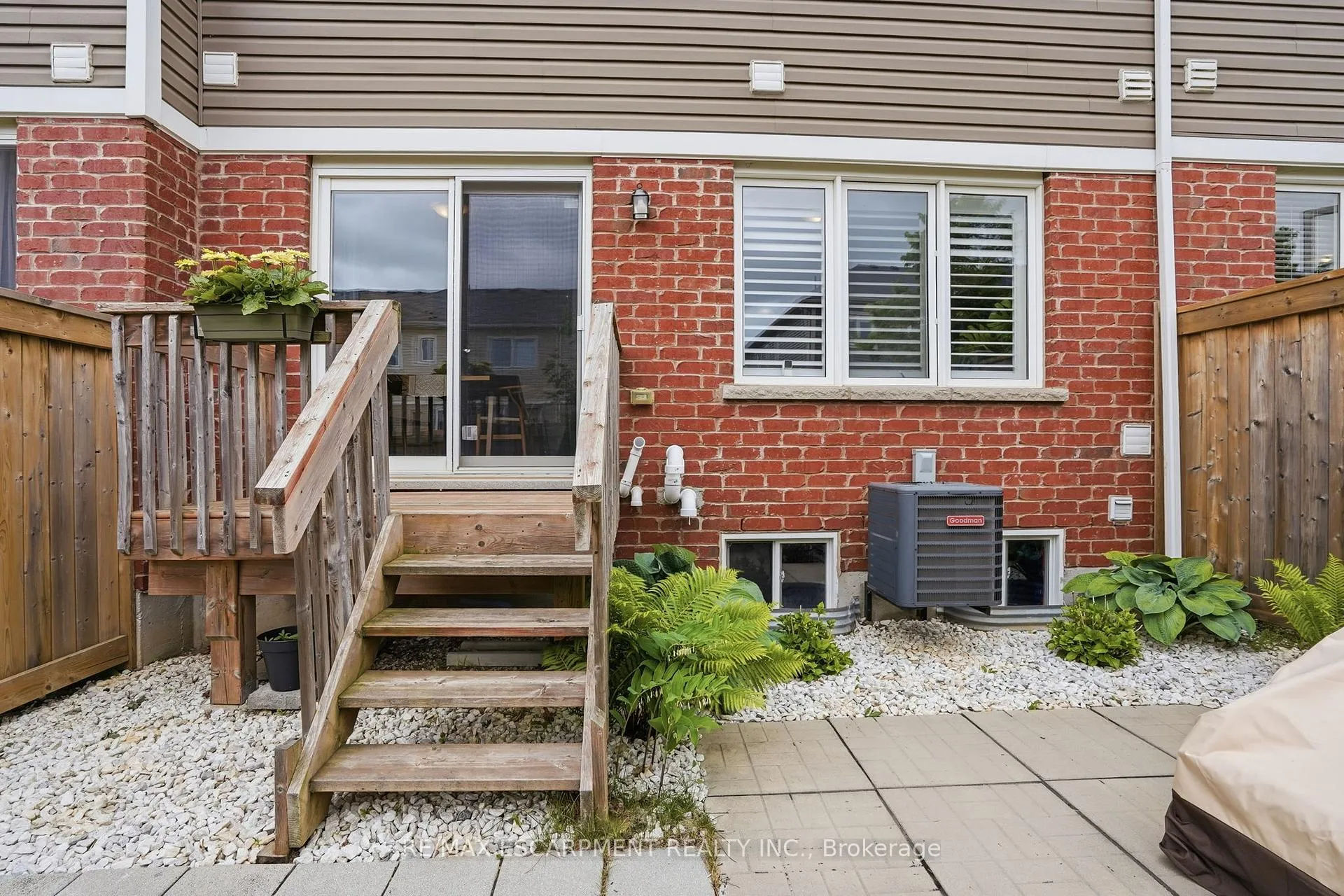 Photo 33 of 242 Waterbrook Lane, Kitchener, Doon South — HOMEH