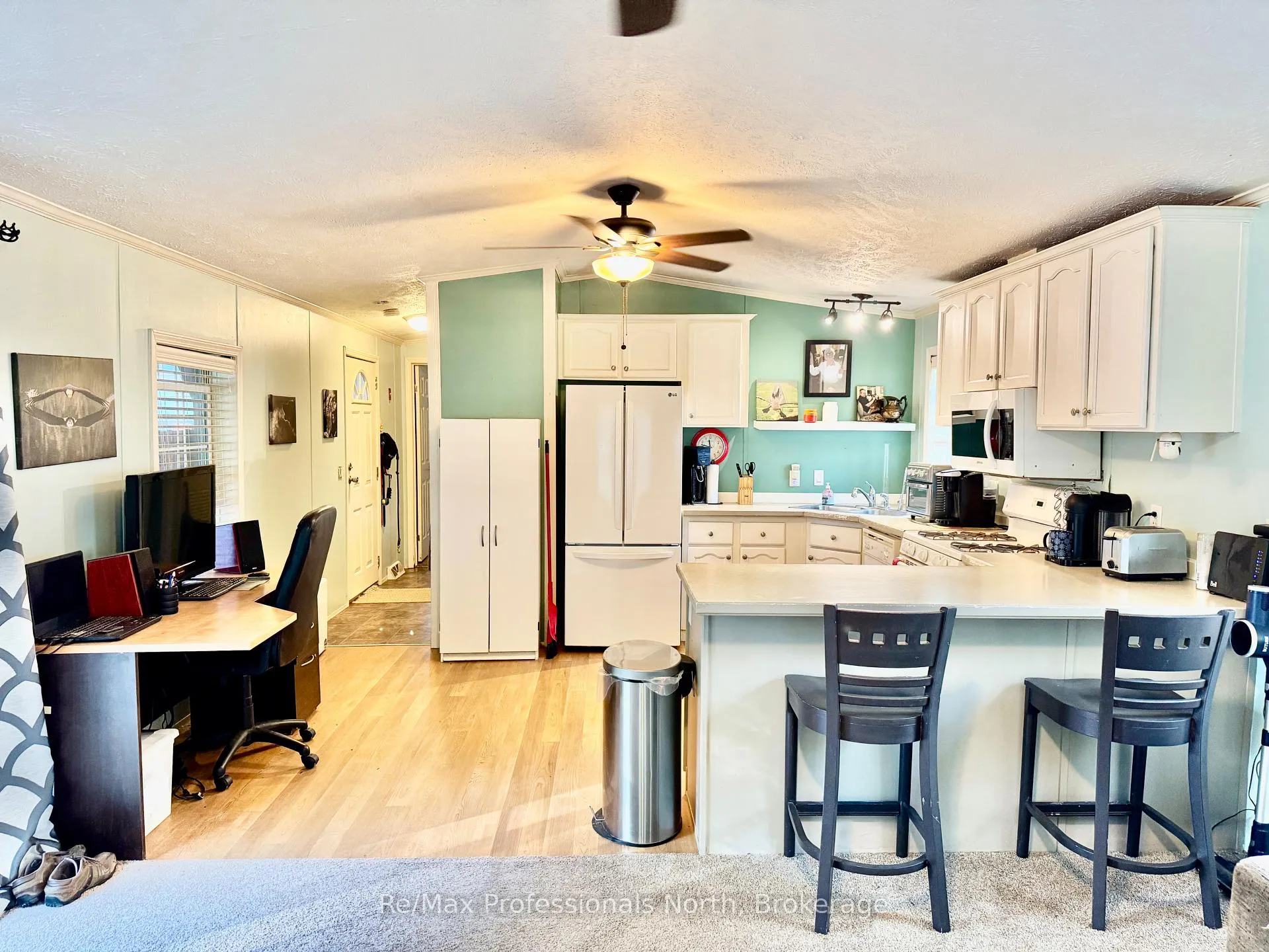 Photo 9 of Unit 15, 1007 Racoon Road, Gravenhurst, Morrison — HOMEH