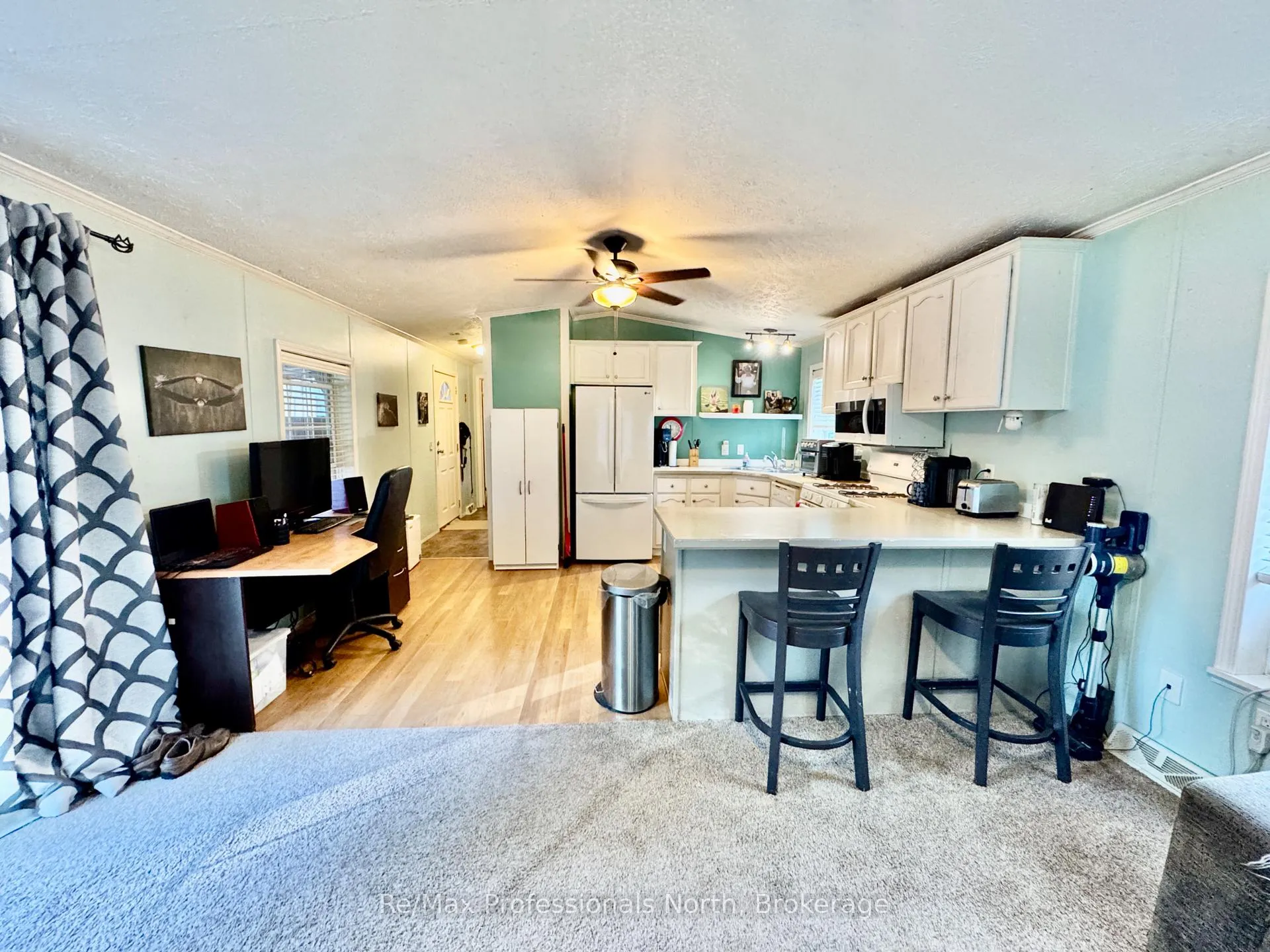 Photo 11 of Unit 15, 1007 Racoon Road, Gravenhurst, Morrison — HOMEH