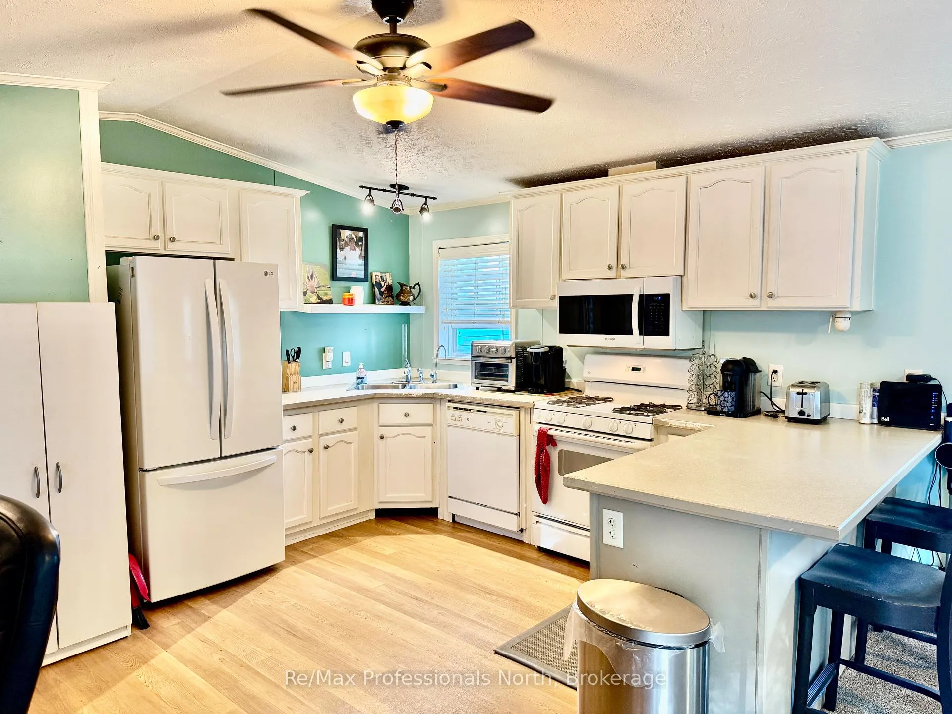 Photo 12 of Unit 15, 1007 Racoon Road, Gravenhurst, Morrison — HOMEH