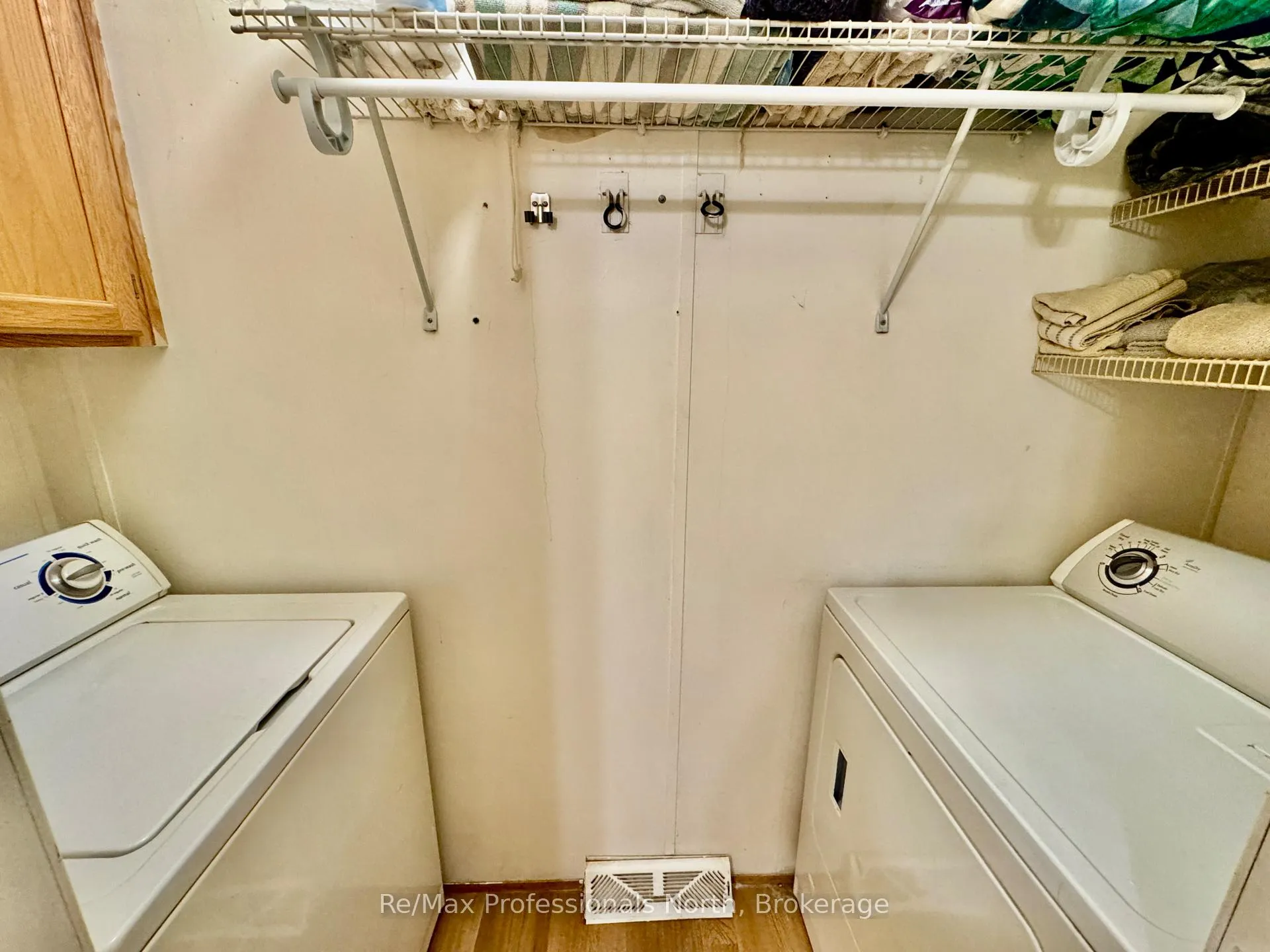 Photo 15 of Unit 15, 1007 Racoon Road, Gravenhurst, Morrison — HOMEH