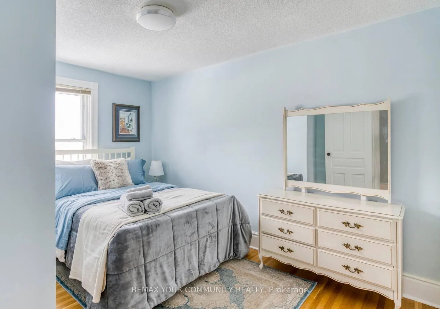 Photo 19 of 44 Brock Street, Barrie, 400 North — HOMEH