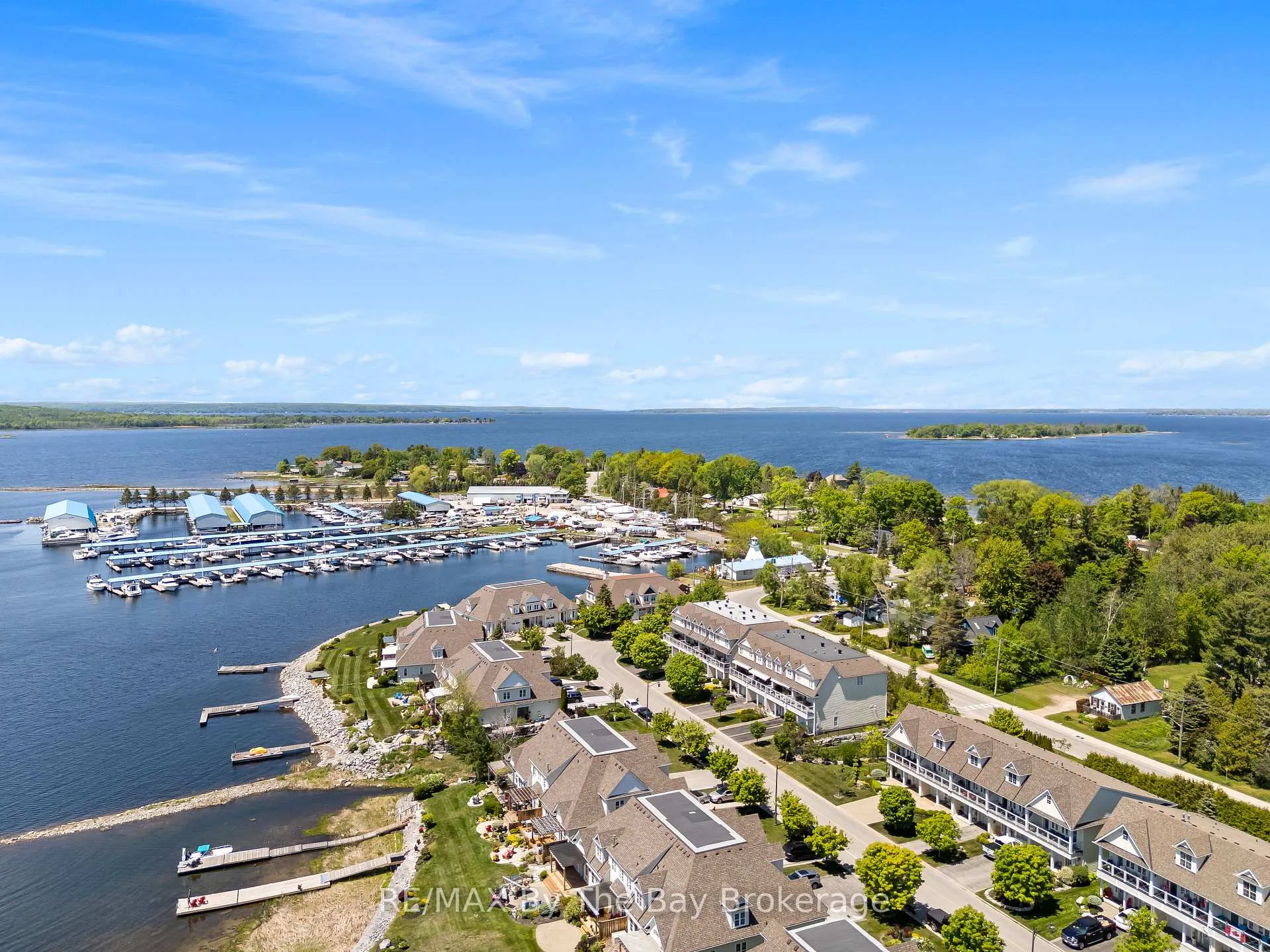 Photo 2 of 127 Wycliffe Cove, Tay, Victoria Harbour — HOMEH