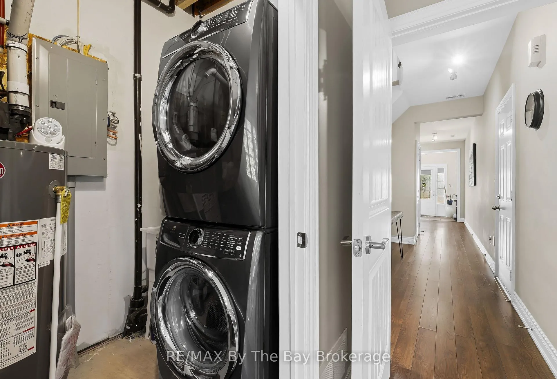 Photo 10 of 127 Wycliffe Cove, Tay, Victoria Harbour — HOMEH