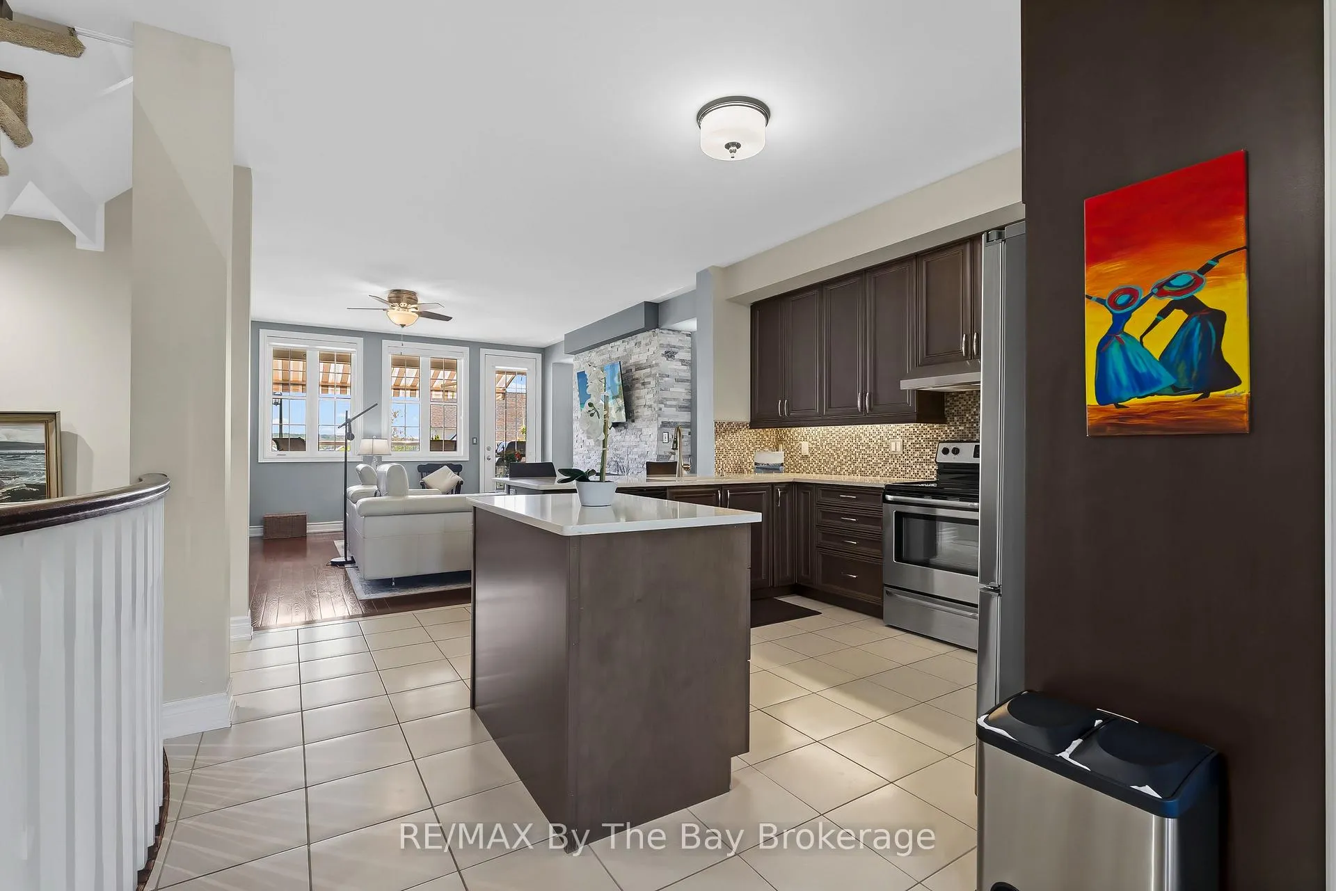 Photo 13 of 127 Wycliffe Cove, Tay, Victoria Harbour — HOMEH