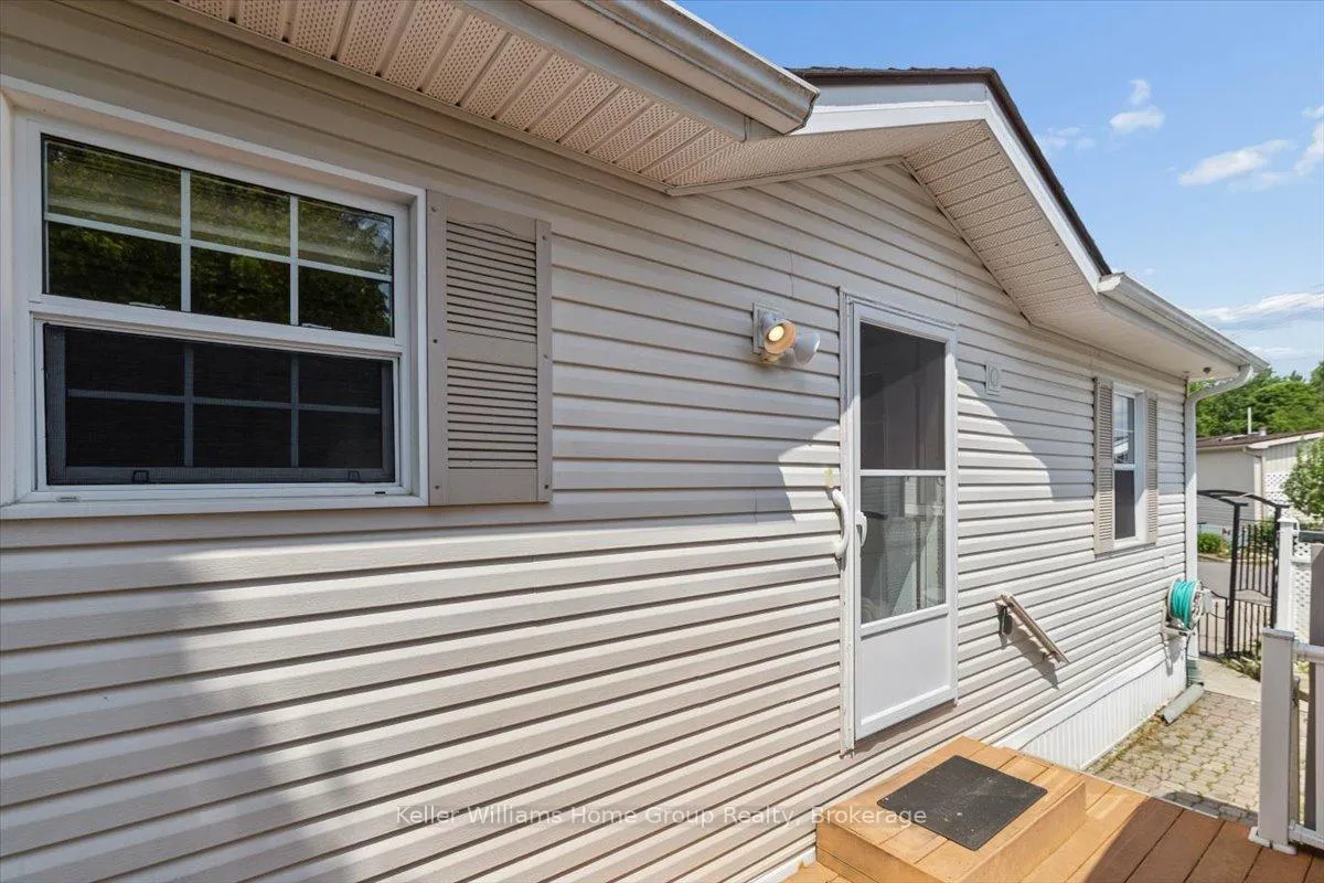 Photo 23 of 10 Hemlock Crescent, Puslinch, Rural Puslinch East — HOMEH