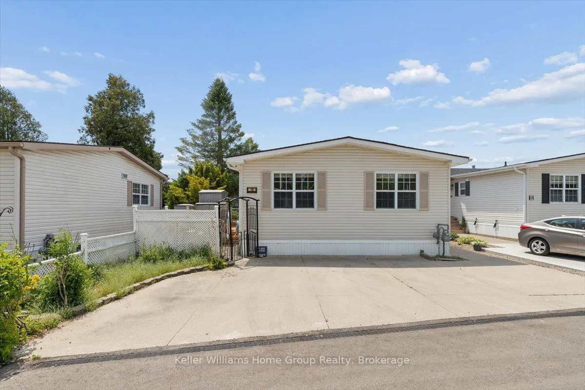 Photo 45 of 10 Hemlock Crescent, Puslinch, Rural Puslinch East — HOMEH