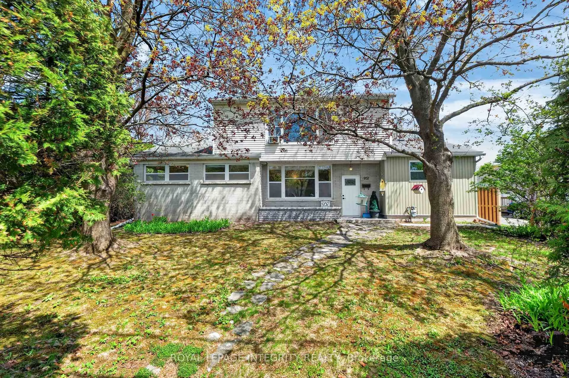 Photo 1 of 957 Blair Road, Ottawa, Cardinal Heights — HOMEH