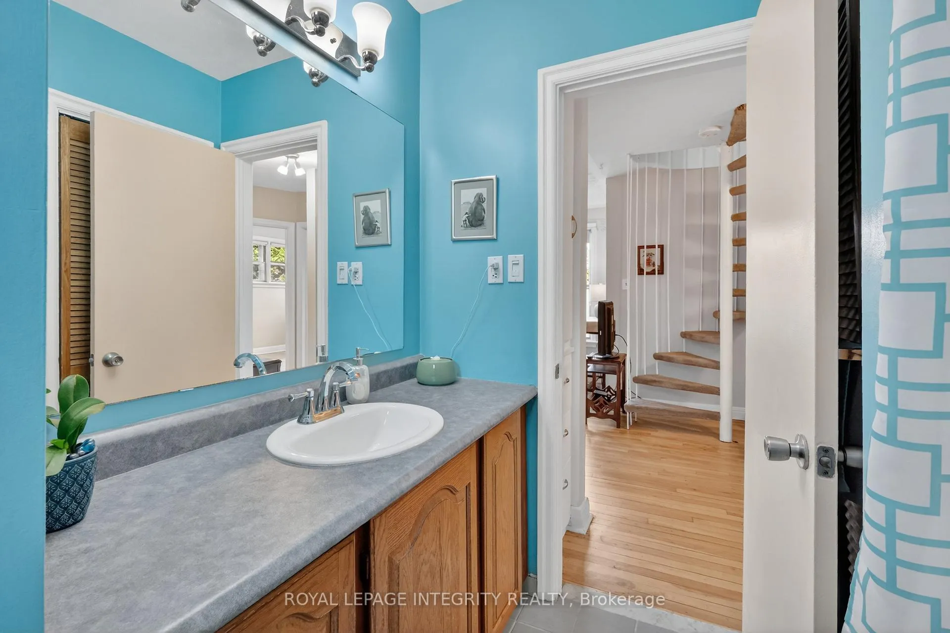 Photo 25 of 957 Blair Road, Ottawa, Cardinal Heights — HOMEH