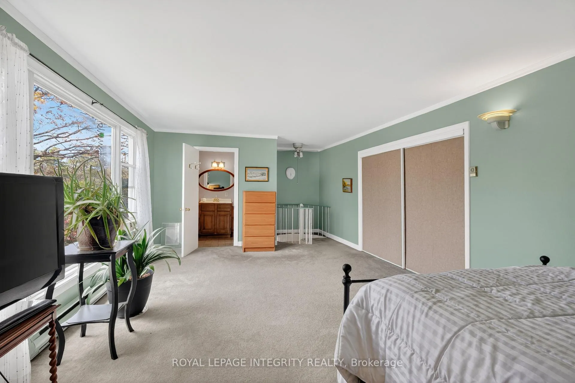 Photo 31 of 957 Blair Road, Ottawa, Cardinal Heights — HOMEH