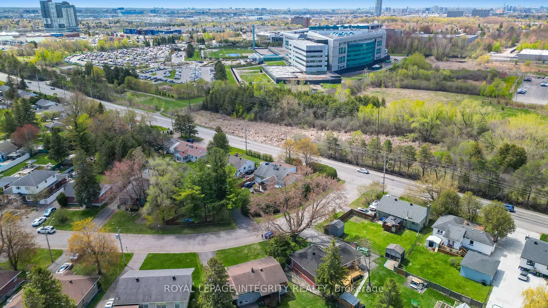 Photo 49 of 957 Blair Road, Ottawa, Cardinal Heights — HOMEH
