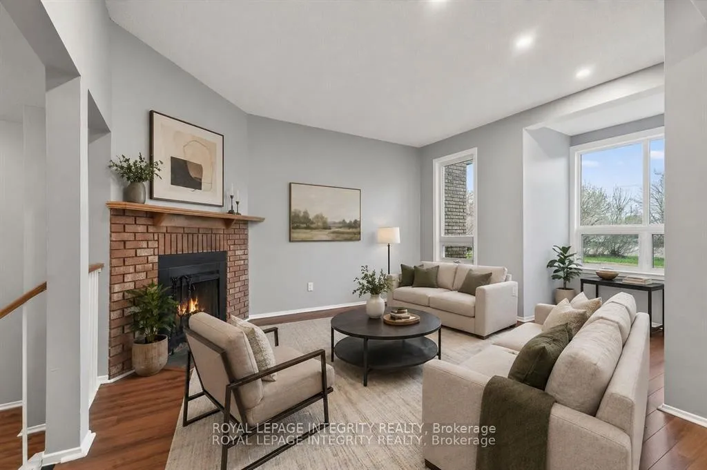 Photo 7 of Unit A, 207 Woodfield Drive, Ottawa, Tanglewood — HOMEH