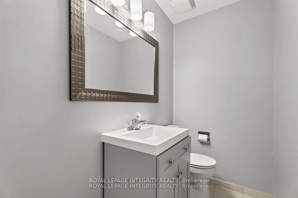 Photo 19 of Unit A, 207 Woodfield Drive, Ottawa, Tanglewood — HOMEH