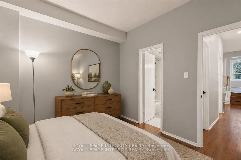 Photo 20 of Unit A, 207 Woodfield Drive, Ottawa, Tanglewood — HOMEH